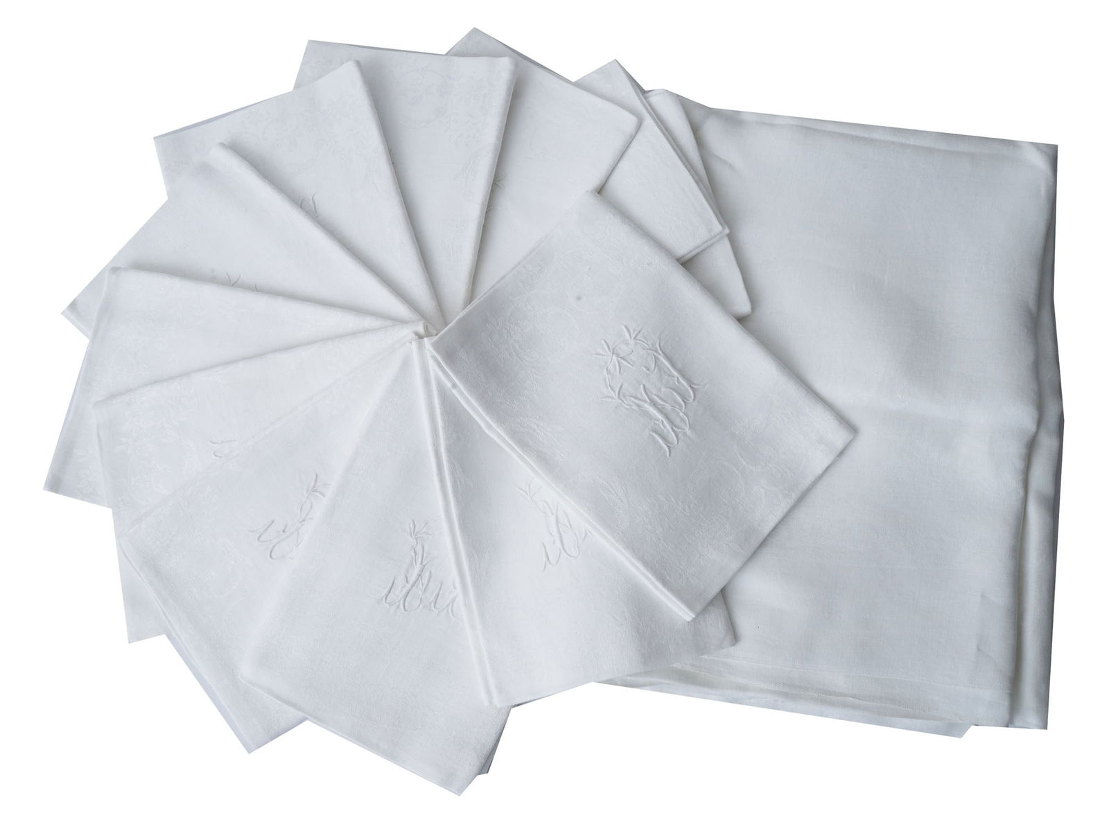 ANTIQUE FRENCH DAMASK LINEN NAPKINS AND TABLECLOTH SET (1 of 5)