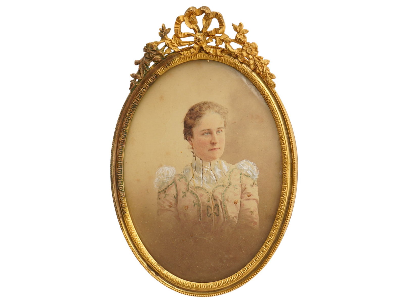 ANTIQUE PHOTO MINIATURE OF A FEMALE PORTRAIT FRAMED (1 of 6)