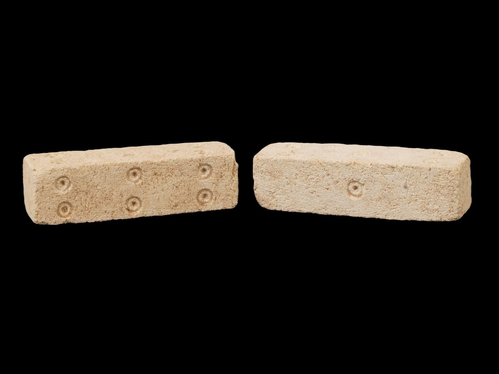 PAIR ANCIENT ROMAN ELONGATED STONE DICE 100 TO 300 AD (1 of 7)