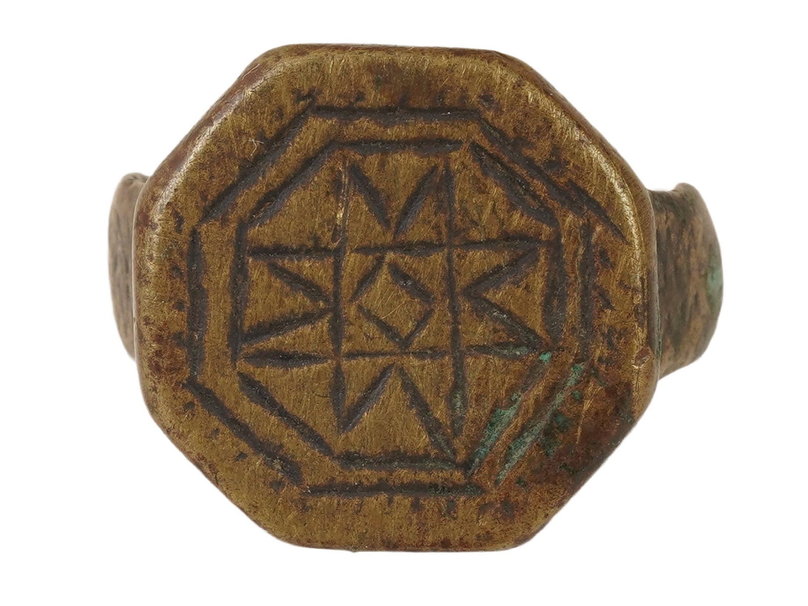 ANCIENT BYZANTINE BRONZE RING WITH AN OCTAGRAM MOTIF (1 of 7)