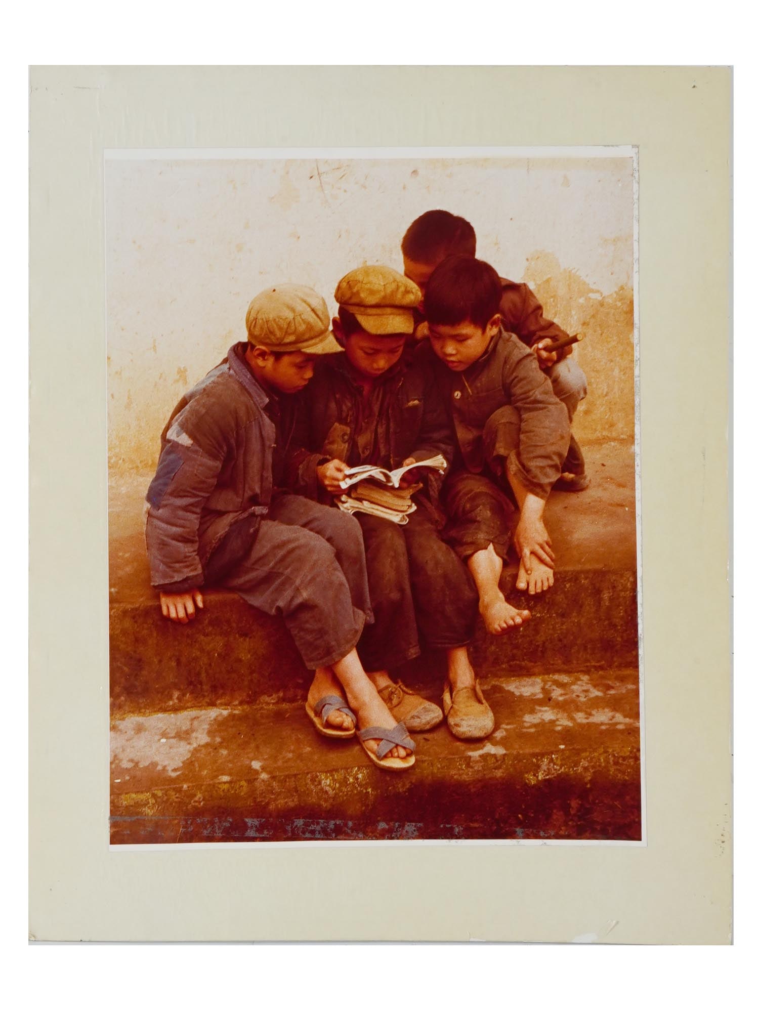 JOAN LEBOLD COHEN ASIAN CHILDREN COLOR PHOTOGRAPH: A color photograph by Joan Lebold Cohen, born 1932, an American freelance photographer, curator, and researcher in Asian art history. A regular visitor to Asia since 1961, Cohen lived in Japan, Hong