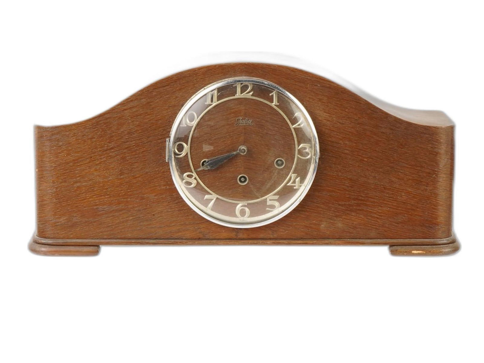 VINTAGE GERMAN ART DECO TABLE CHIME CLOCK BY JUBA: A vintage German Art Deco table chime clock by Juba. The clock features a wooden brown case with a round dial featuring Arabic numerals and a laconic, understated design. The dial is marked Juba. Juba