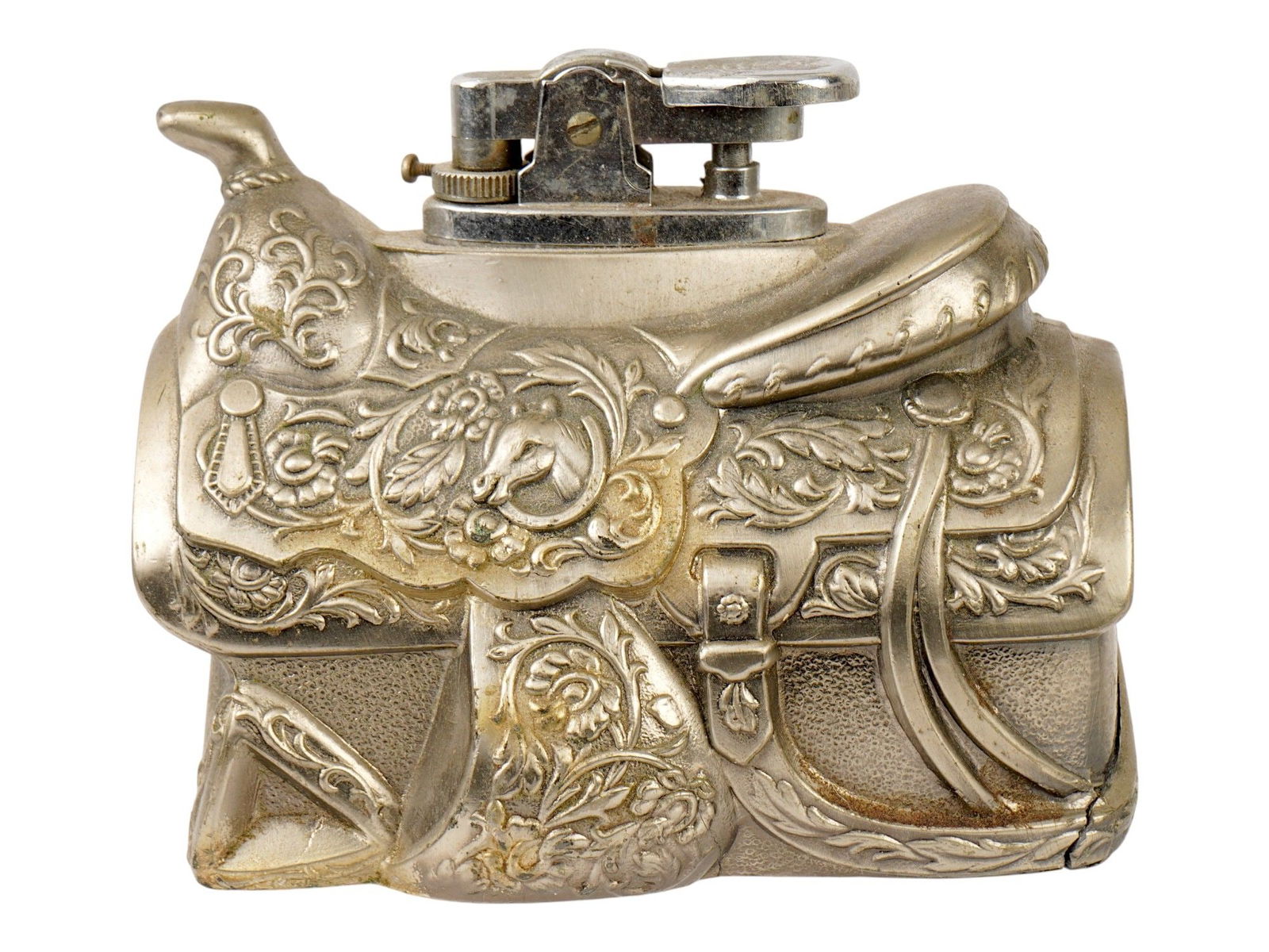 VINTAGE JAPANESE NOVELTY TABLE LIGHTER WESTERN SADDLE (1 of 8)