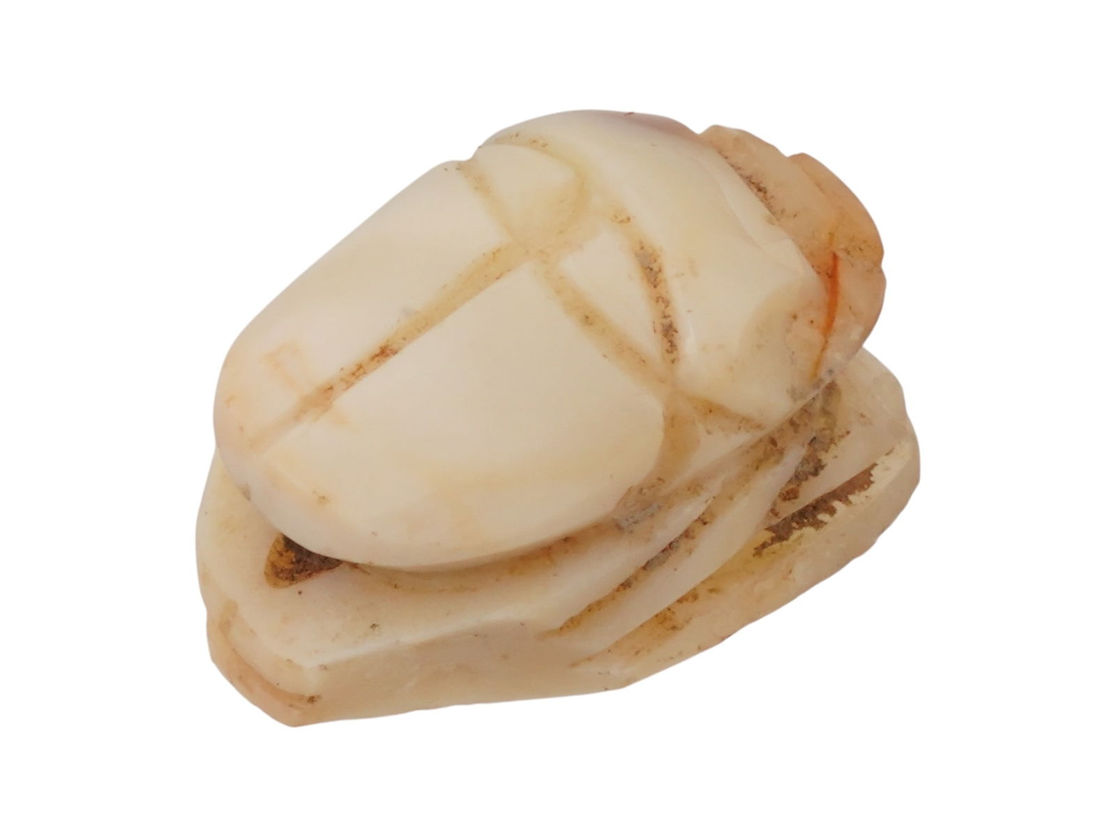 ANCIENT WESTERN ASIATIC AGATE STONE SCARAB BEAD: An ancient Western Asiatic hand carved agate stone scarab bead. Pierced through the center. Circa the 1st millennium BC. Collectible Historical Artifacts, Archaeological Finds And Relics, and Carved R