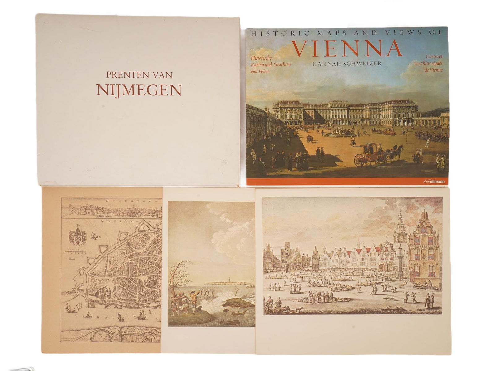 LOT OF TWO EUROPEAN ALBUMS WITH ART PRINTS (1 of 9)
