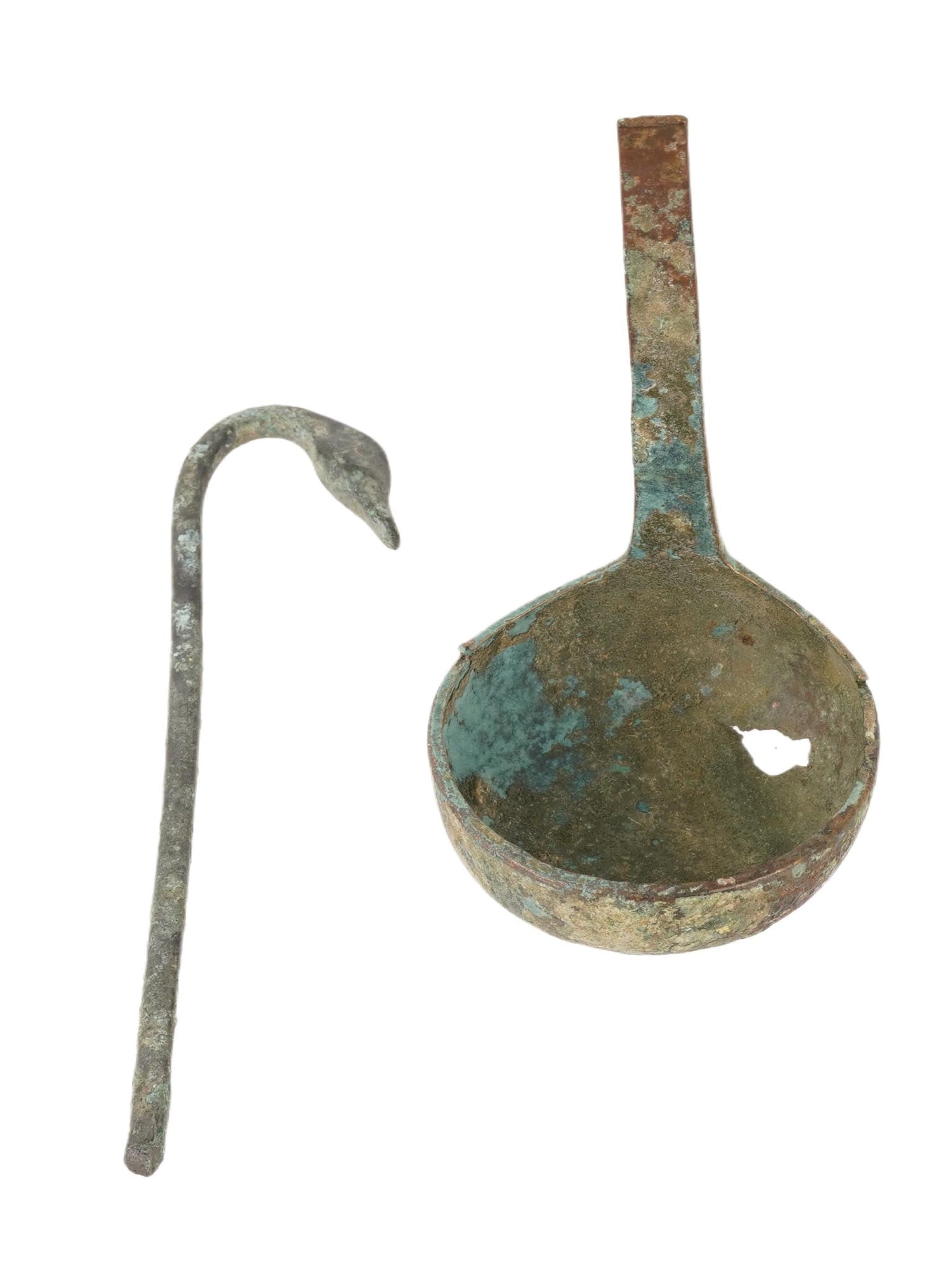 ANCIENT ROMAN BRONZE LADLE CIRCA 100 TO 300 AD (1 of 7)
