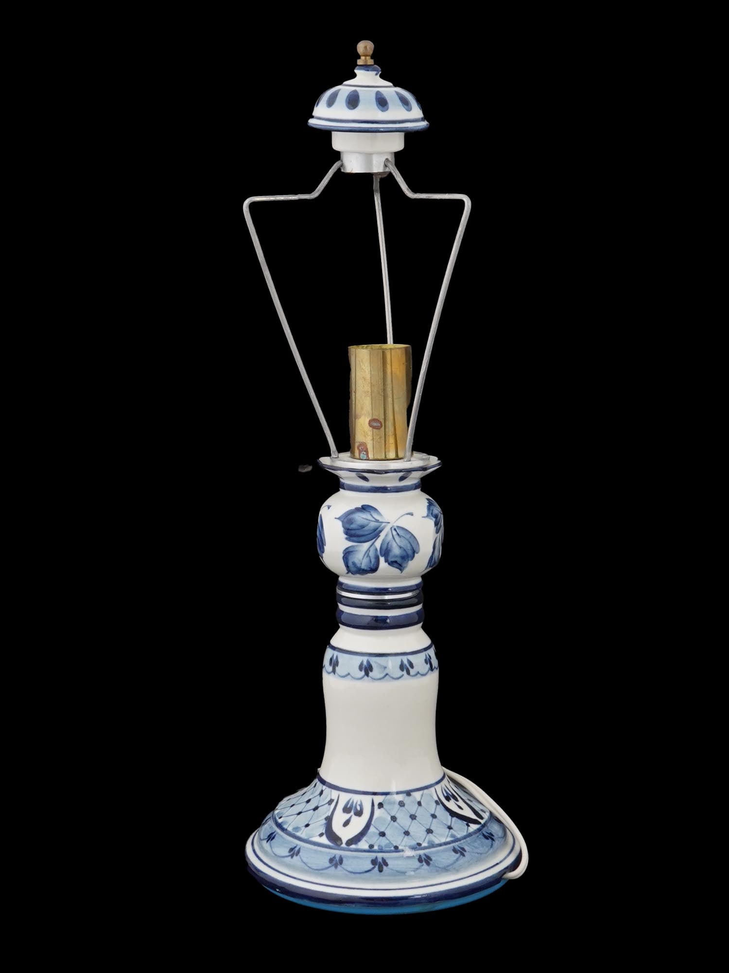 VINTAGE BLUE AND WHITE CERAMIC LAMP WITH A FLORAL DECOR (1 of 7)