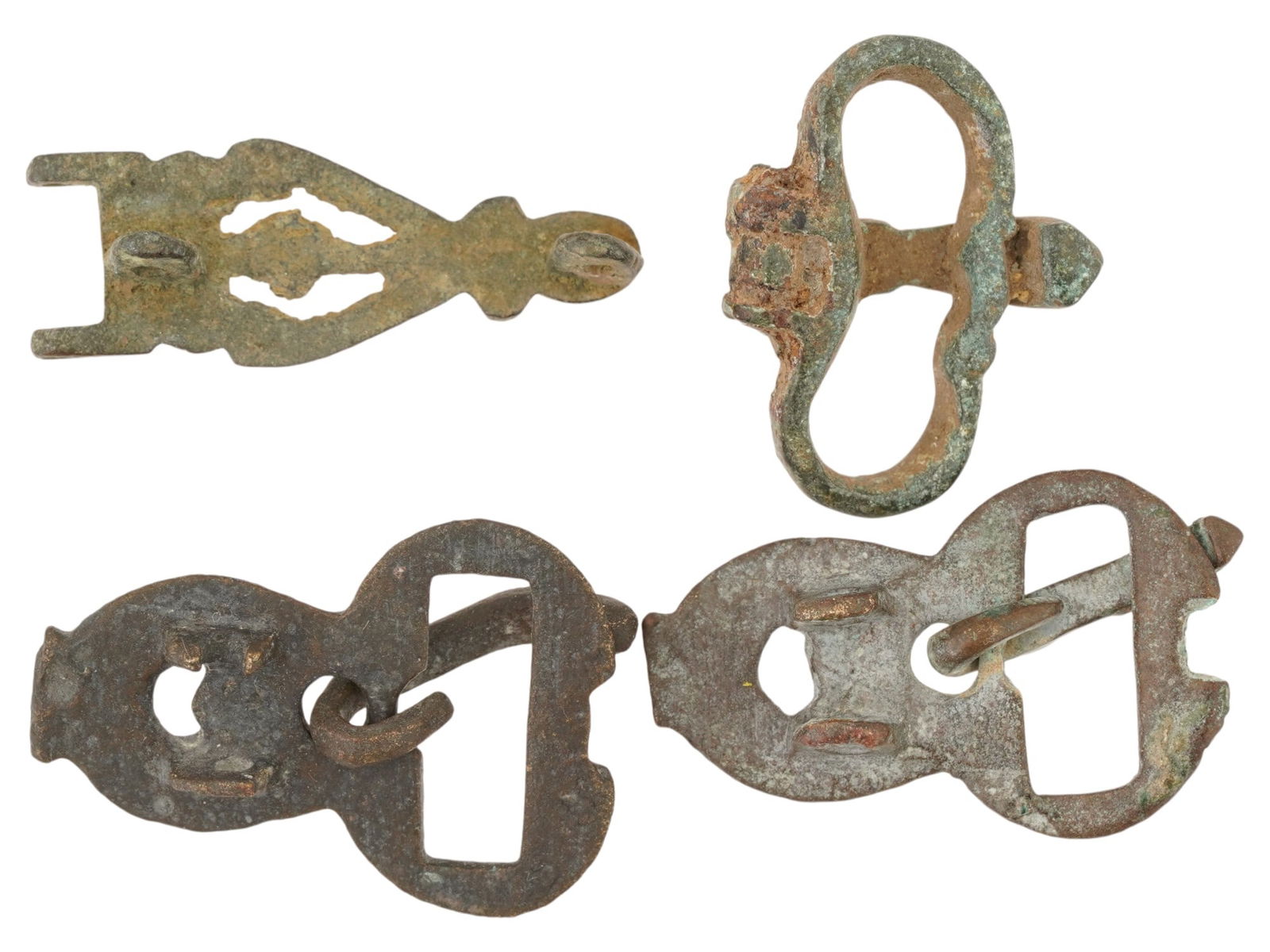 FOUR ANCIENT ROMAN AND BYZANTINE BRONZE BELT BUCKLES (1 of 3)