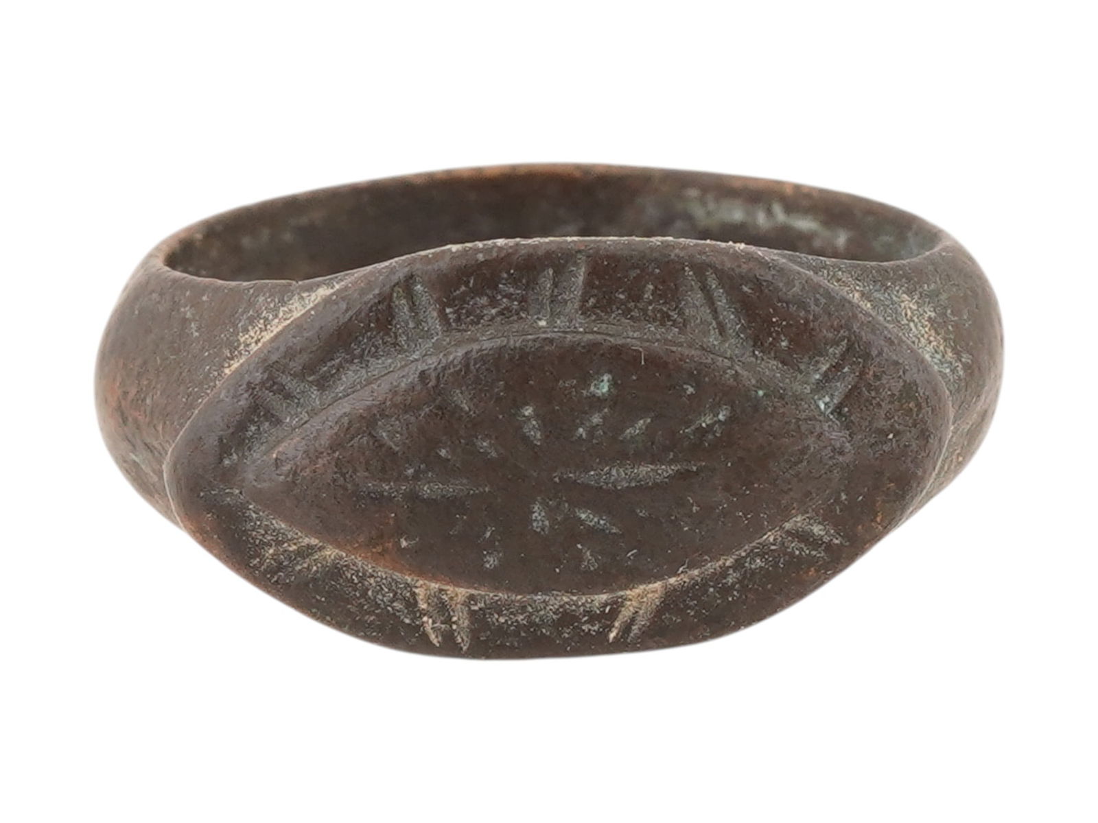 ANCIENT ROMAN BRONZE RING WITH EYE AGAINST EVIL MOTIF (1 of 6)