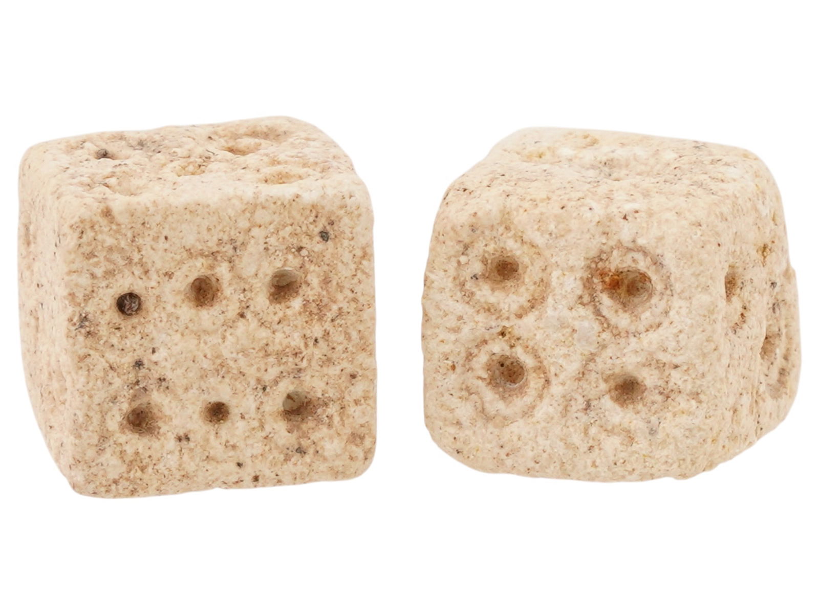 PAIR OF ANCIENT ROMAN STONE DICE 100 TO 300 AD (1 of 5)
