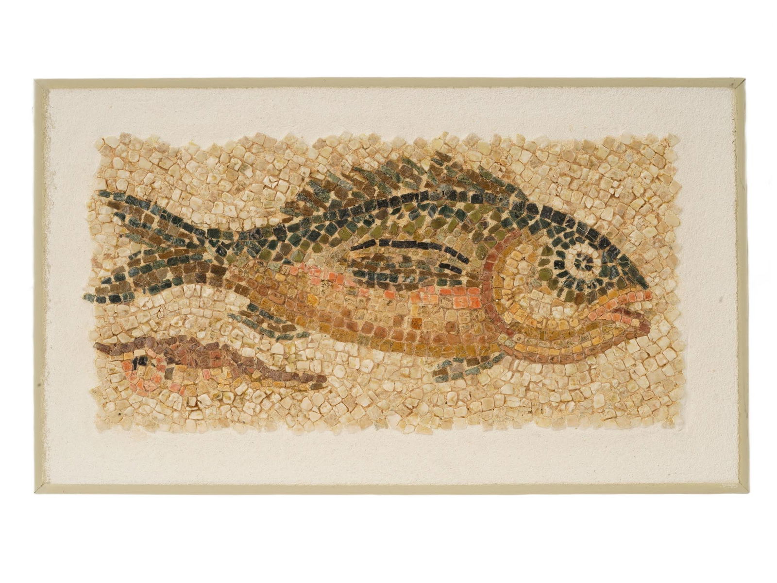 ANCIENT ROMAN EMPIRE MOSAIC OF FISH 100 TO 300 AD: An ancient Roman mosaic artwork composed of tesserae pieces. Circa 100 to 300 AD. Framed. The piece represents a fish and a shell. Historical Collectibles And Archaeological Relics, Applied Arts, Mosa