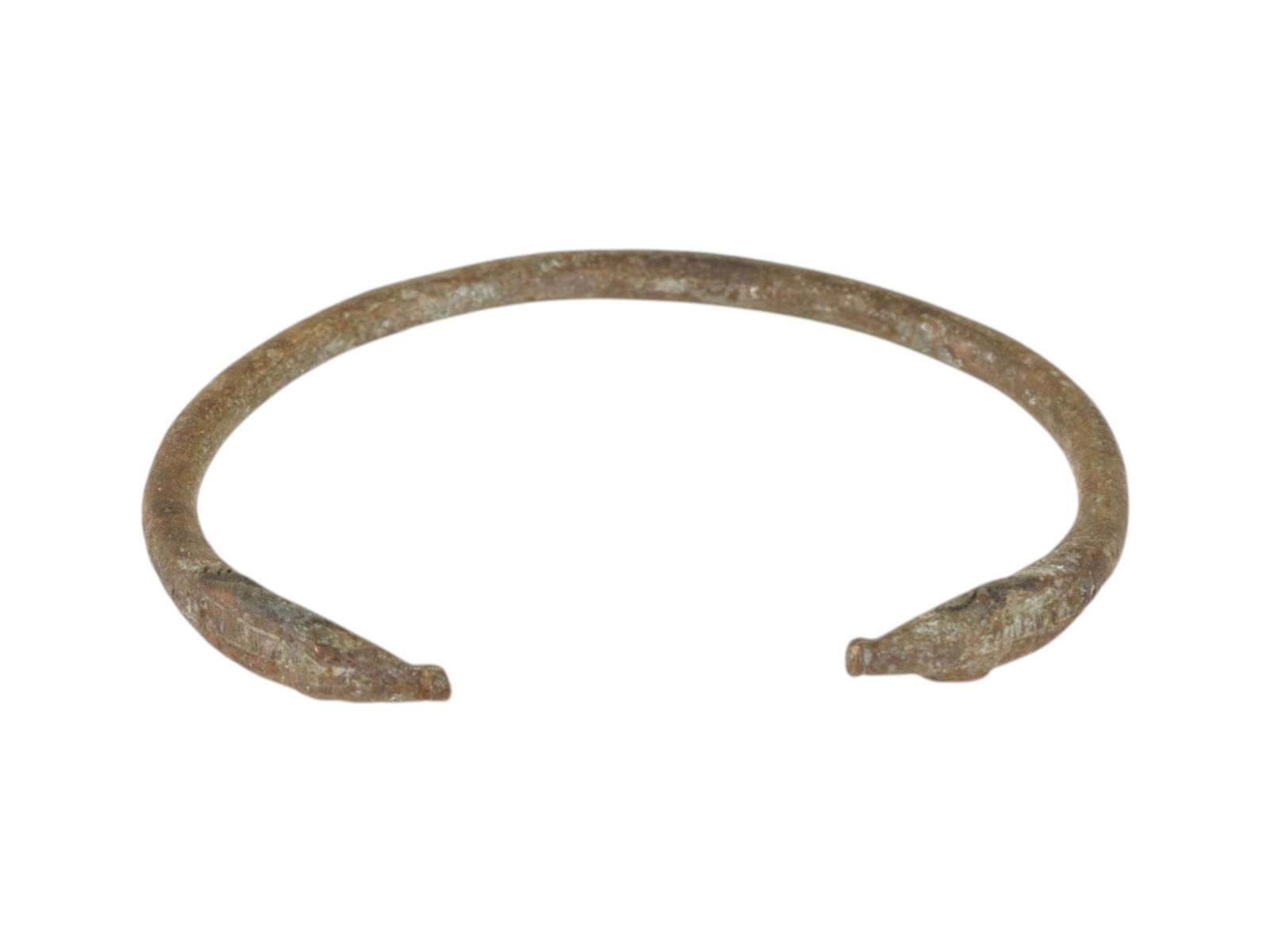 ANCIENT ROMAN BRONZE BRACELET WITH SNAKE HEAD TERMINALS (1 of 4)