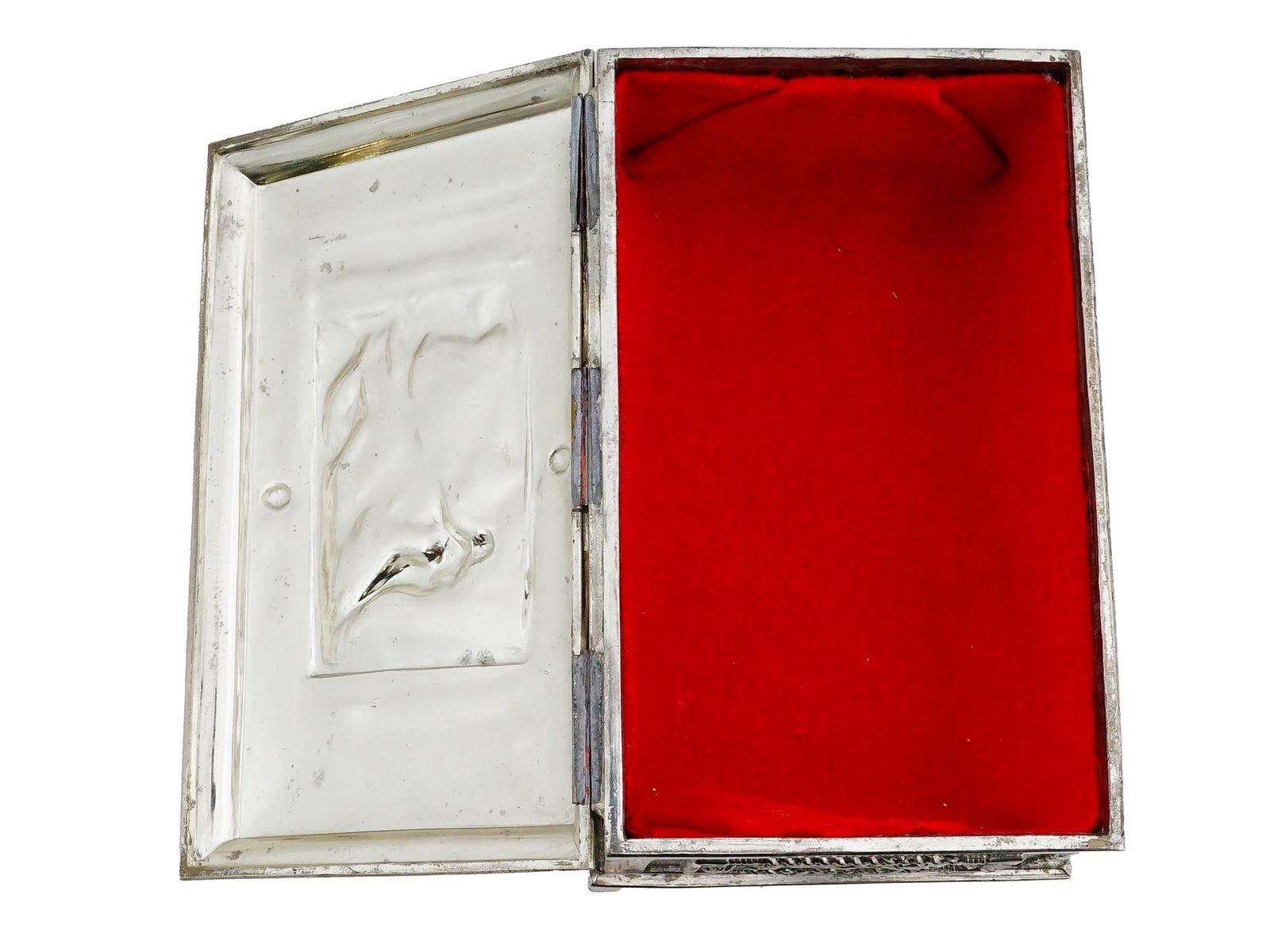 VICTORIAN MANNER COVERED REPOUSSE SILVER PLATED BOX - 9