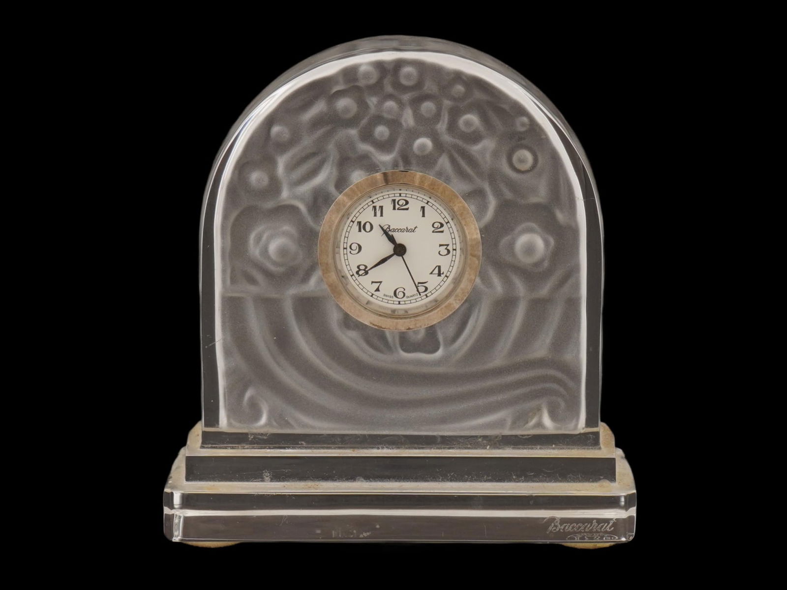VINTAGE BACCARAT CRYSTAL DOME MANTEL CLOCK (1 of 9)