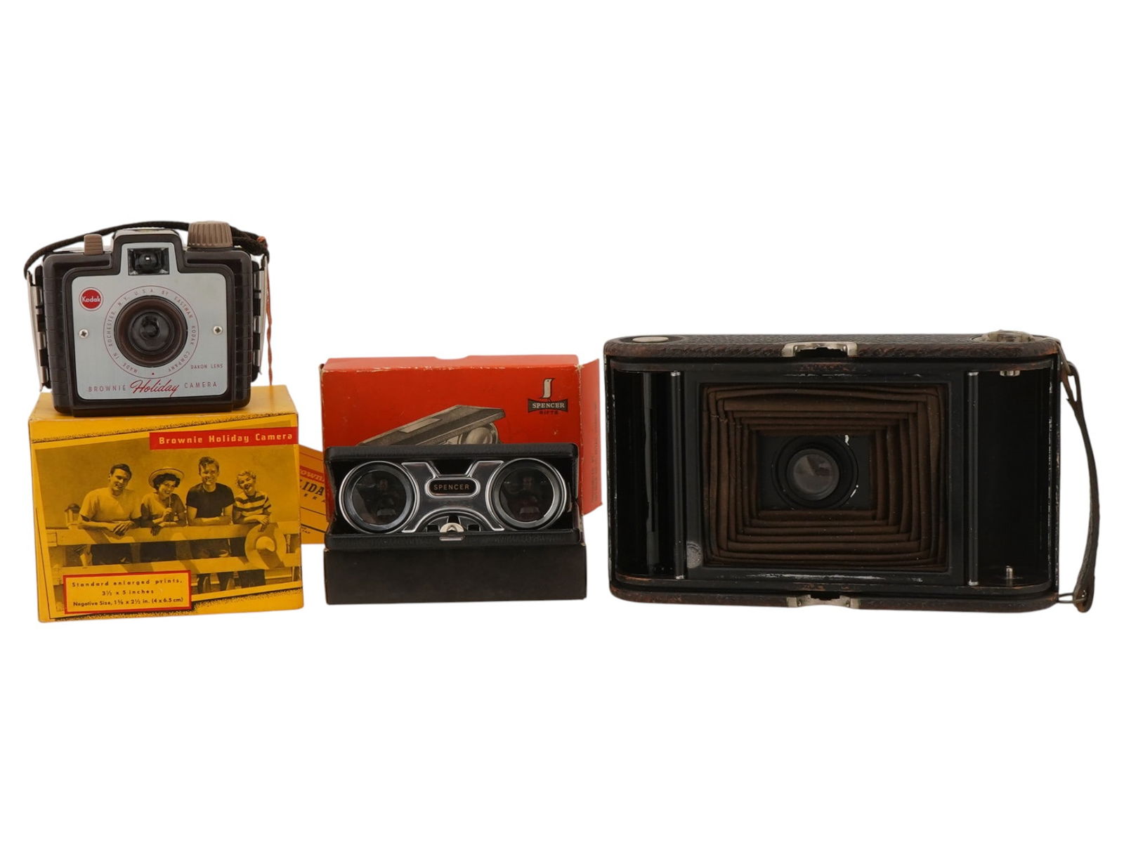 COLLECTION OF VINTAGE AMERICAN KODAK CAMERAS (1 of 19)