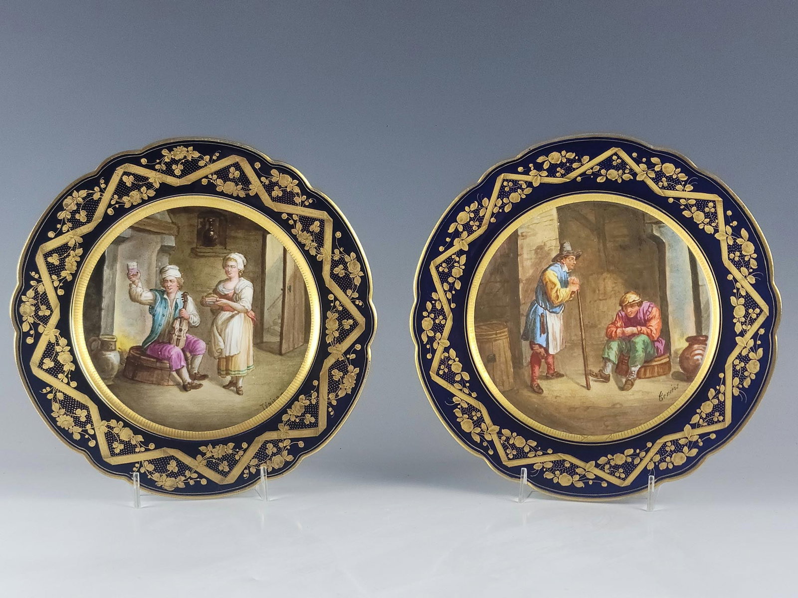 ANTIQUE FRENCH SEVRES PORCELAIN CABINET PLATES (1 of 10)