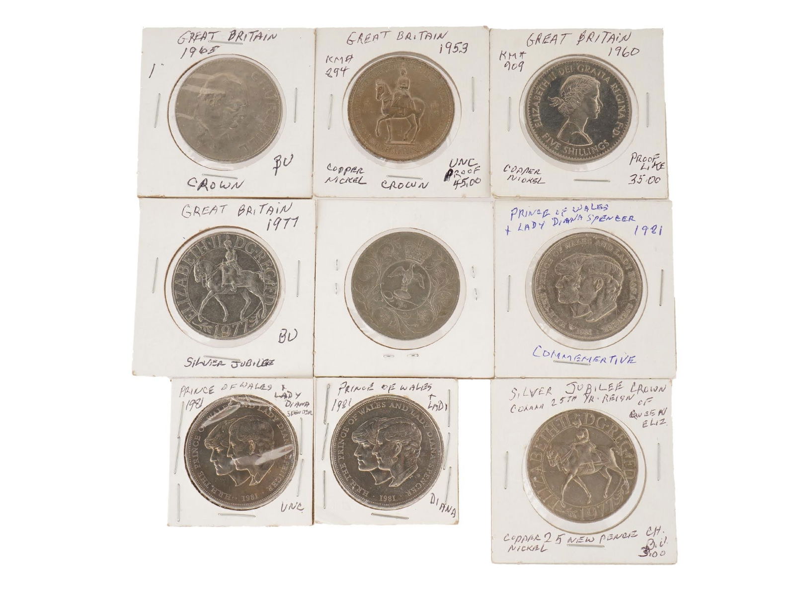 COLLECTION OF 9 VINTAGE GREAT BRITAIN CROWN COINS: A collection of 9 vintage Great Britain coins. The lot contains three silver 25 pence coins minted in 1977 to celebrate the Silver Jubilee of Her Majesty, Queen Elizabeth II. Three 25 pence coins
