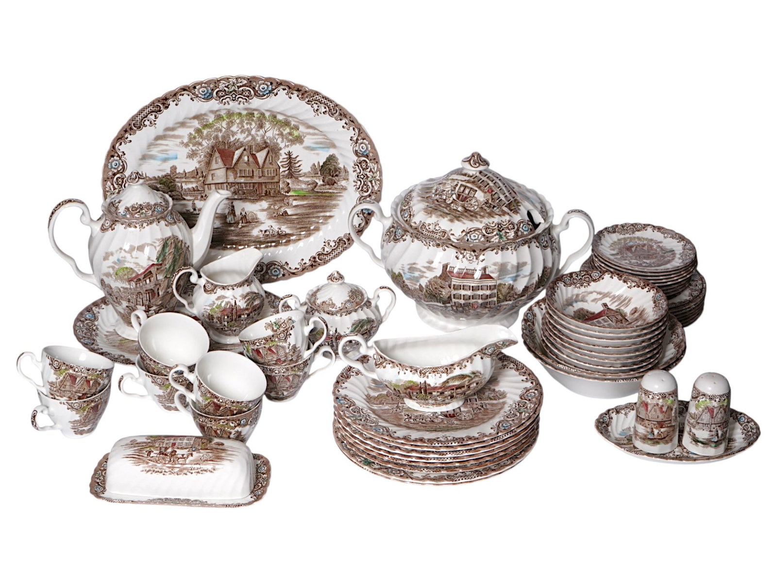 ENGLISH PORCELAIN TABLEWARE SET BY JOHNSON BROTHERS (1 of 11)