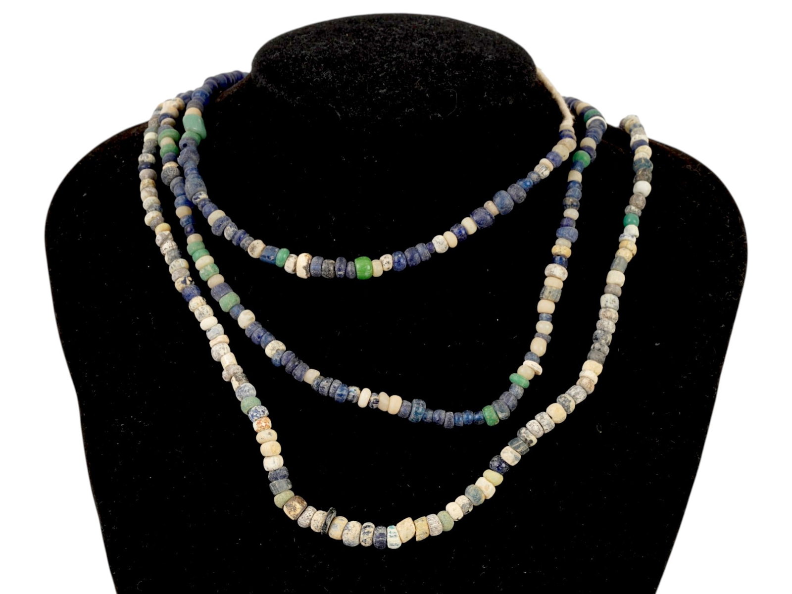 LOT OF ANCIENT ROMAN GLASS BEAD NECKLACES 100 TO 300 AD (1 of 4)