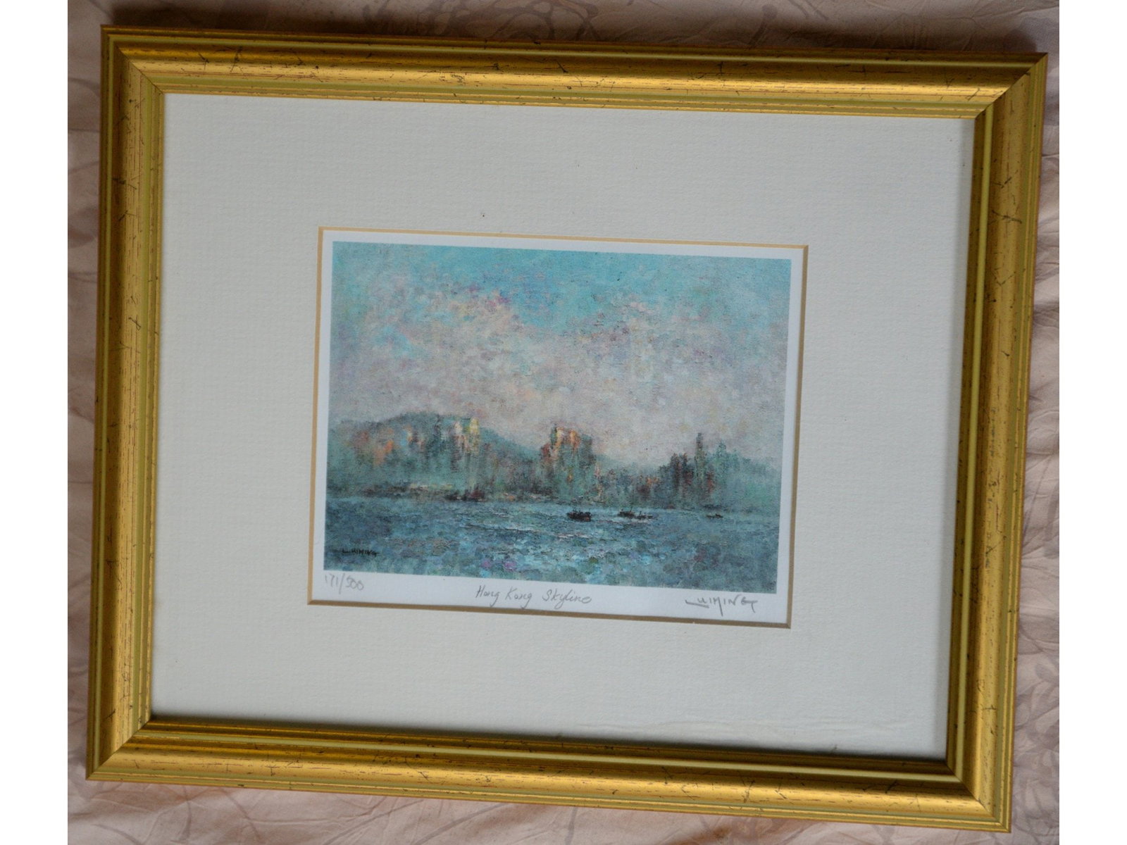 MA LIUMING- LTD ED, NUMBERED 171/500 SIGNED LITHOGRAPH: This is a limited edition print, titled "Hong Kang Skyline" is an artwork signed by an artist Ma Liuming also self named as Fen-Ma Liuming (Born 1969).