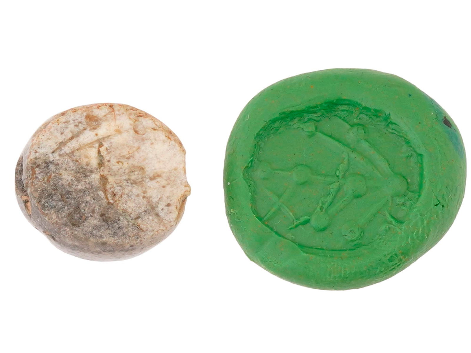 ANCIENT NEAR EASTERN MARBLE SCARAB WITH ENGRAVED MOTIFS (1 of 5)