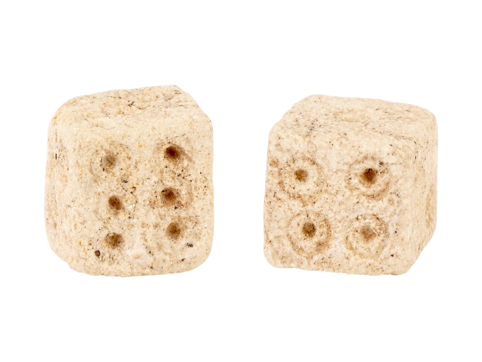 PAIR OF ANCIENT ROMAN STONE DICE 100 TO 300 AD (1 of 5)