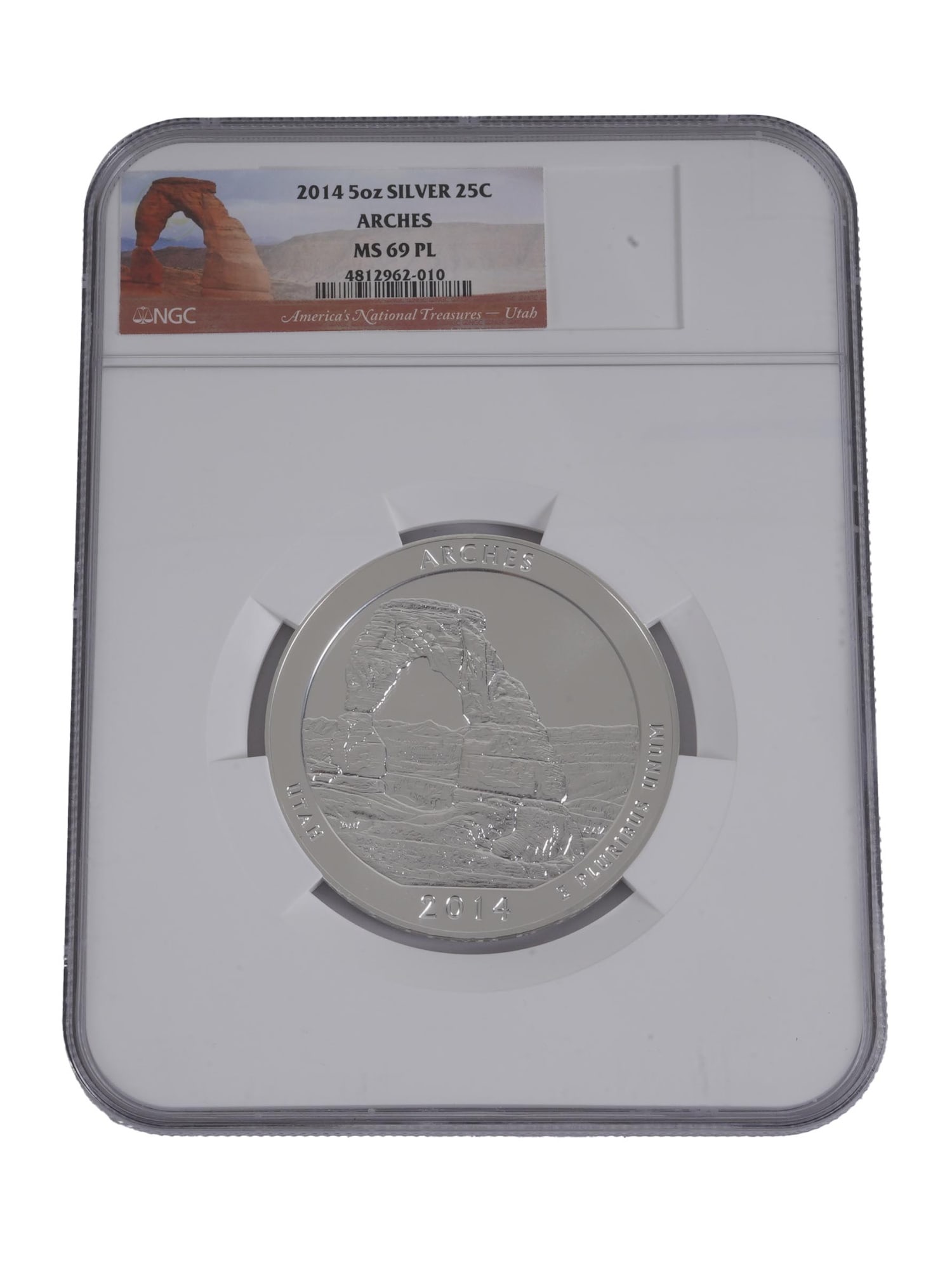 2014 ARCHES QUARTER DOLLAR SILVER COIN GRADED BY NGC (1 of 3)