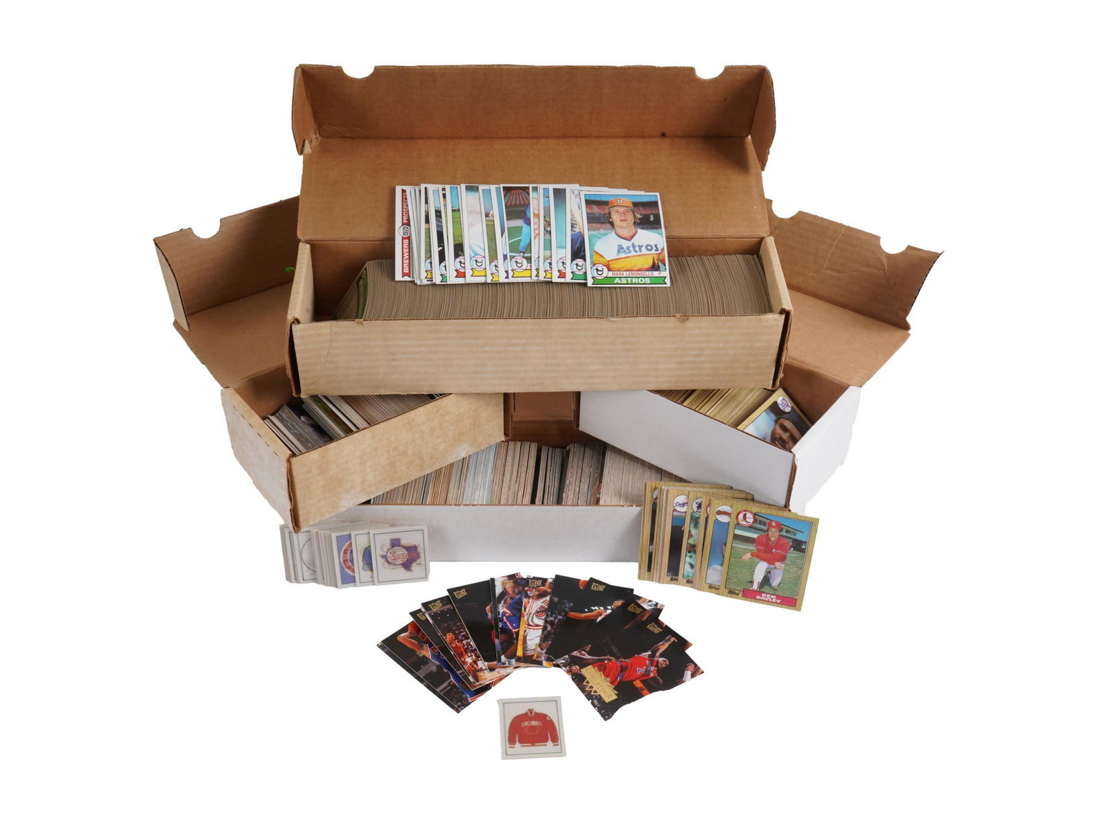 COLLECTION OF AMERICAN ASSORTED TRADING SPORTS CARDS (1 of 3)