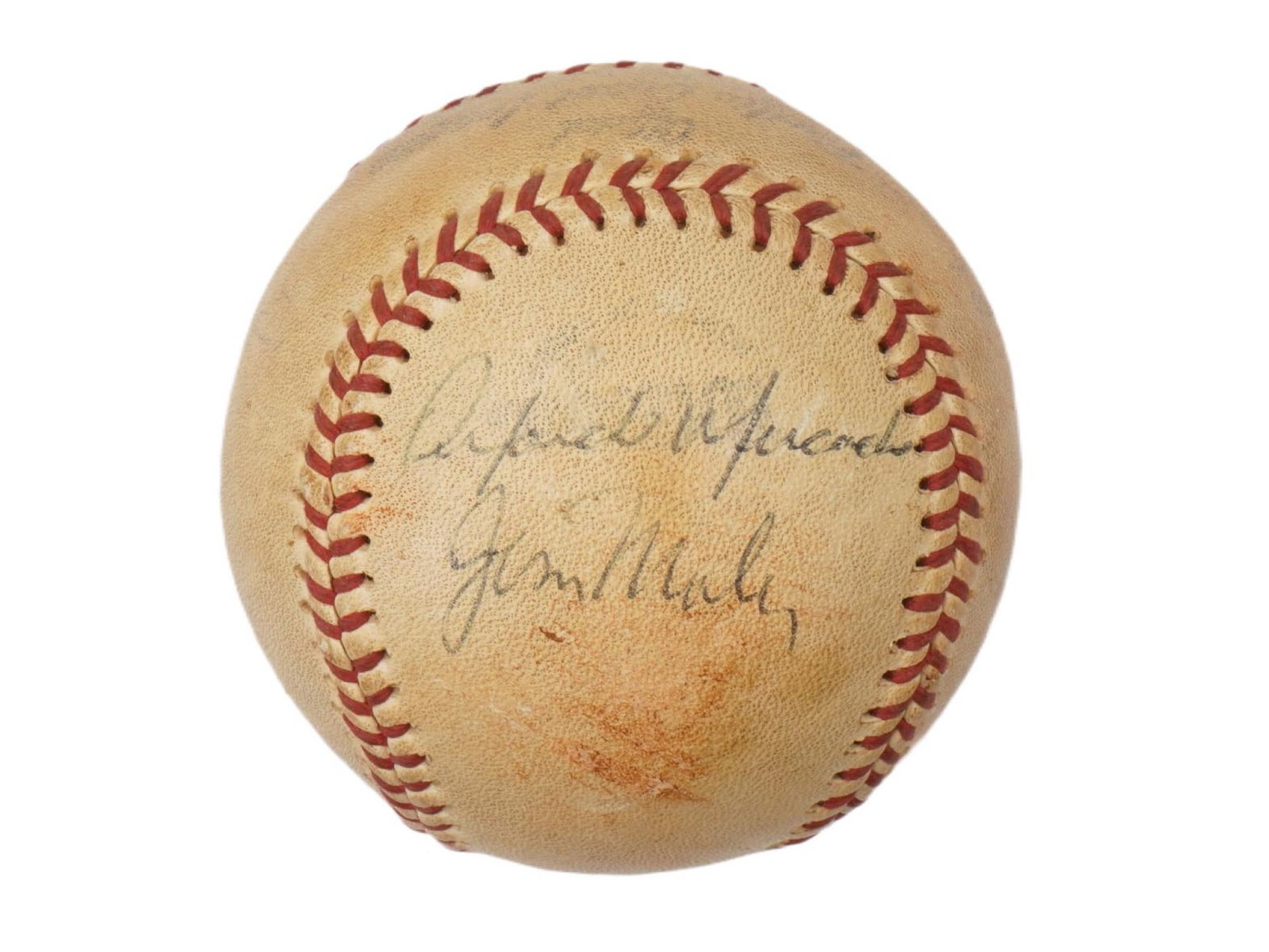 VINTAGE AMERICAN BASEBALL AUTOGRAPHED BY PLAYER (1 of 4)