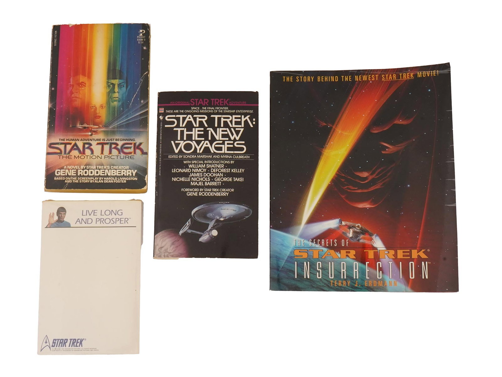STAR TREK UNIVERSE THREE BOOKS AND ONE MEMO PAD (1 of 7)
