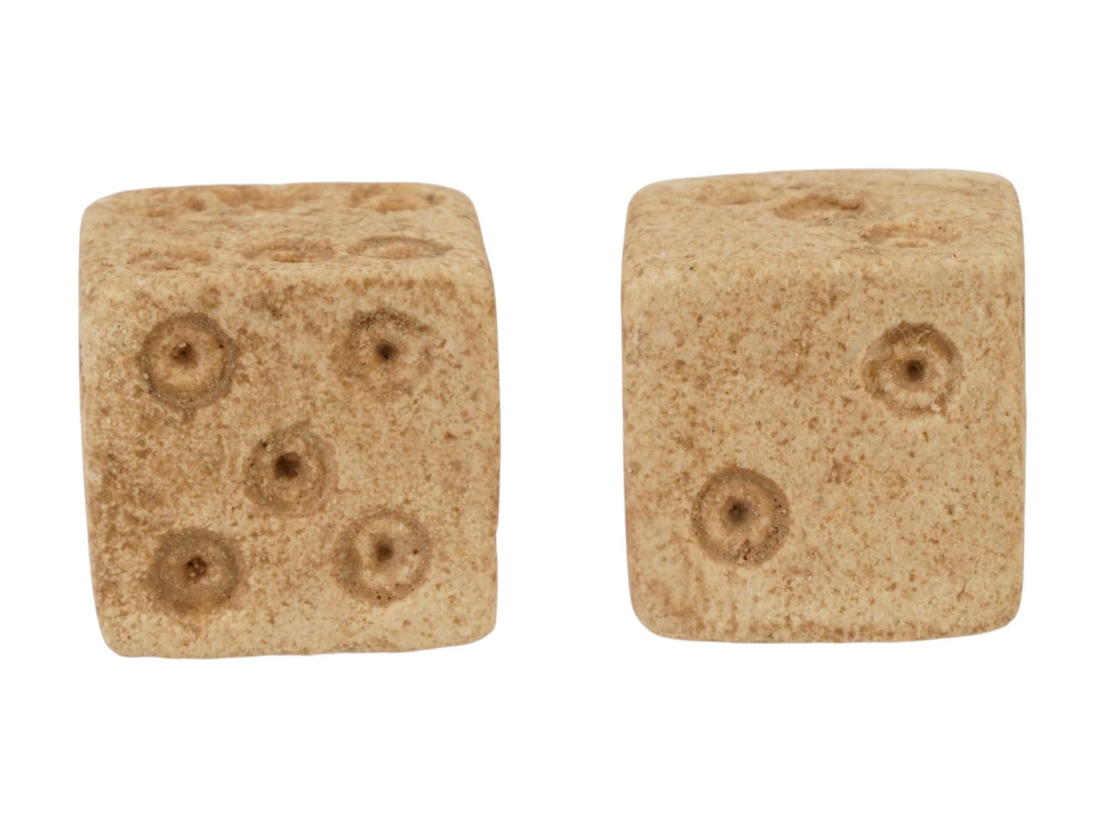 PAIR OF ANCIENT ROMAN STONE DICE 100 TO 300 AD: A pair of ancient Roman carved stone gaming dice. Imperial Rome era, circa 100 to 300 AD. Square shape. Archaeological Finds And Relics, Stone Carvings, and Collectibles. THIS LOT IS ELIGIBLE F