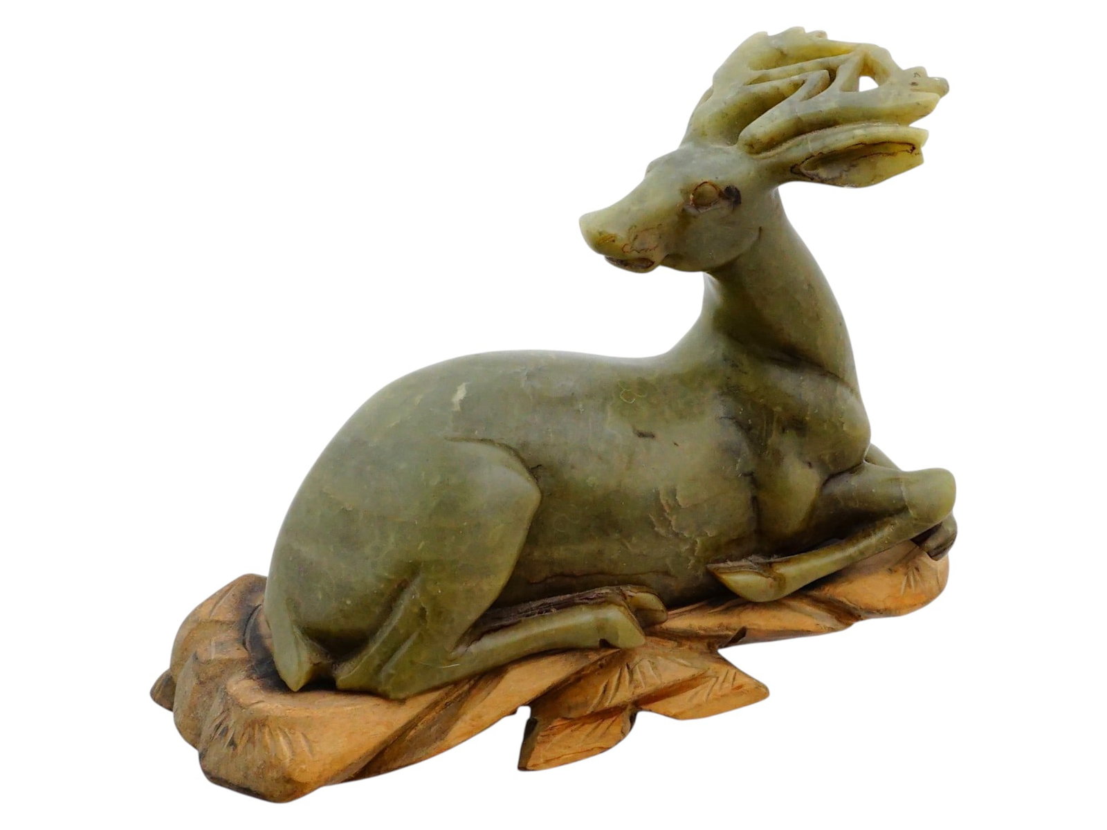 VINTAGE CHINESE CARVED HARDSTONE DEER FIGURINE (1 of 10)