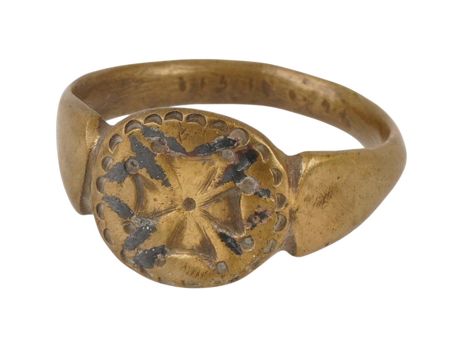 ANCIENT BYZANTINE BRONZE RING ENGRAVED W A CROSS MOTIF (1 of 6)