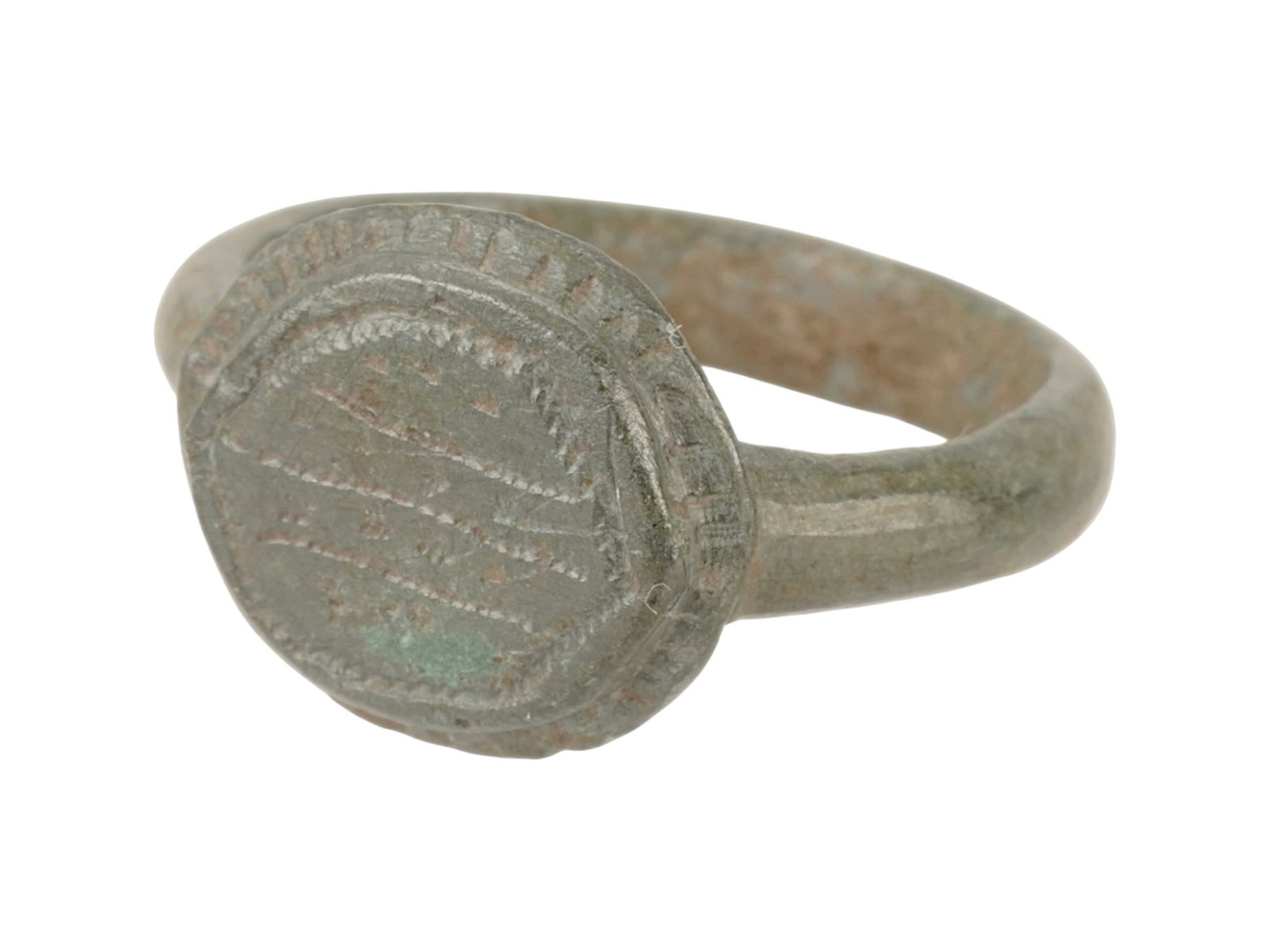 ANCIENT ISLAMIC ENGRAVED BRONZE RING 600 TO 800 AD (1 of 7)
