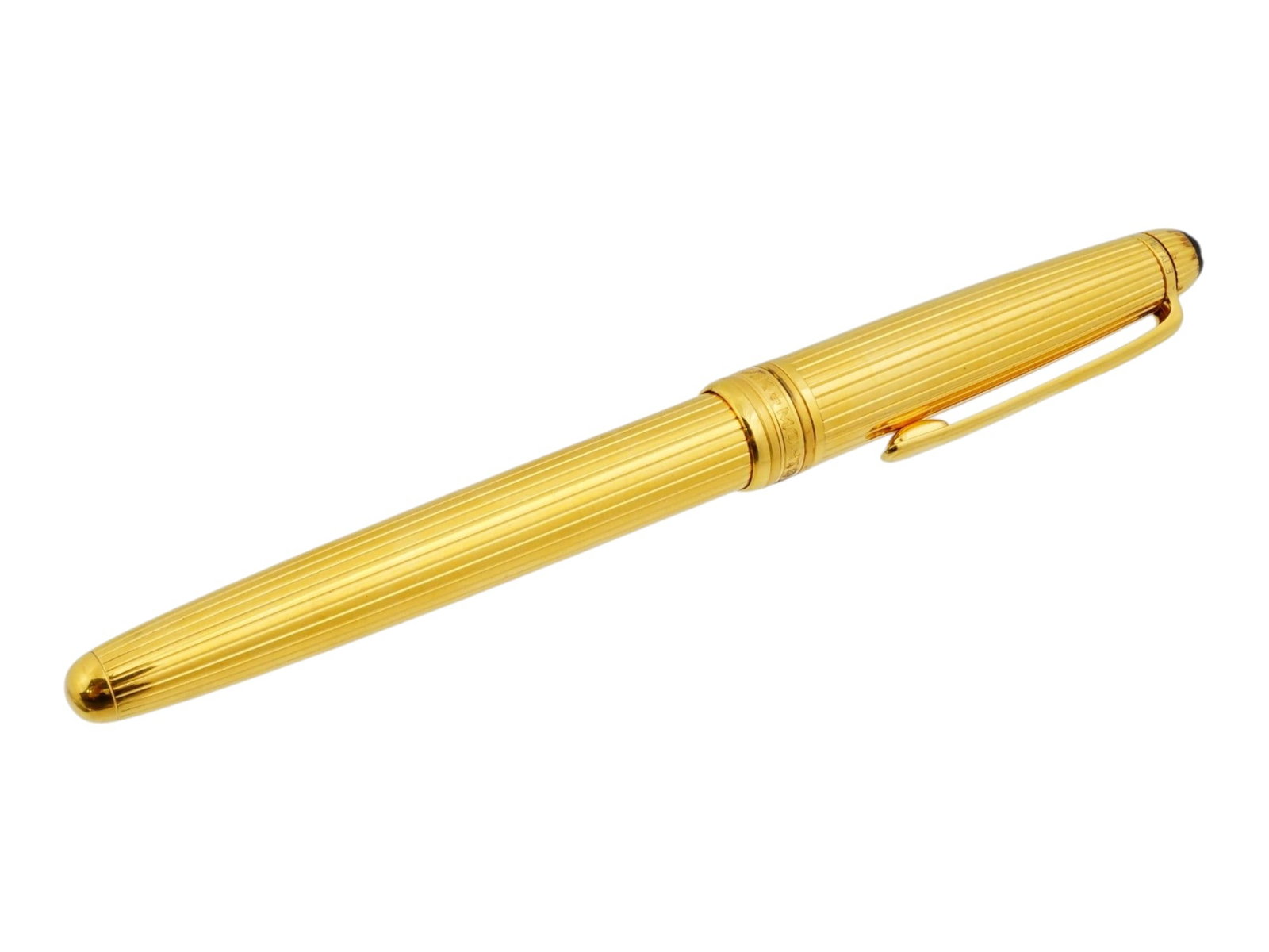 MONTBLANC MEISTERSTUCK SOLITAIRE ROLLERBALL SILVER PEN: A Montblanc Meisterstuck Solitaire rollerball pen is crafted from vermeil, featuring a gilt 925 sterling silver body and cap decorated with a vertical Godron pinstripe pattern. The cap is surmounted b