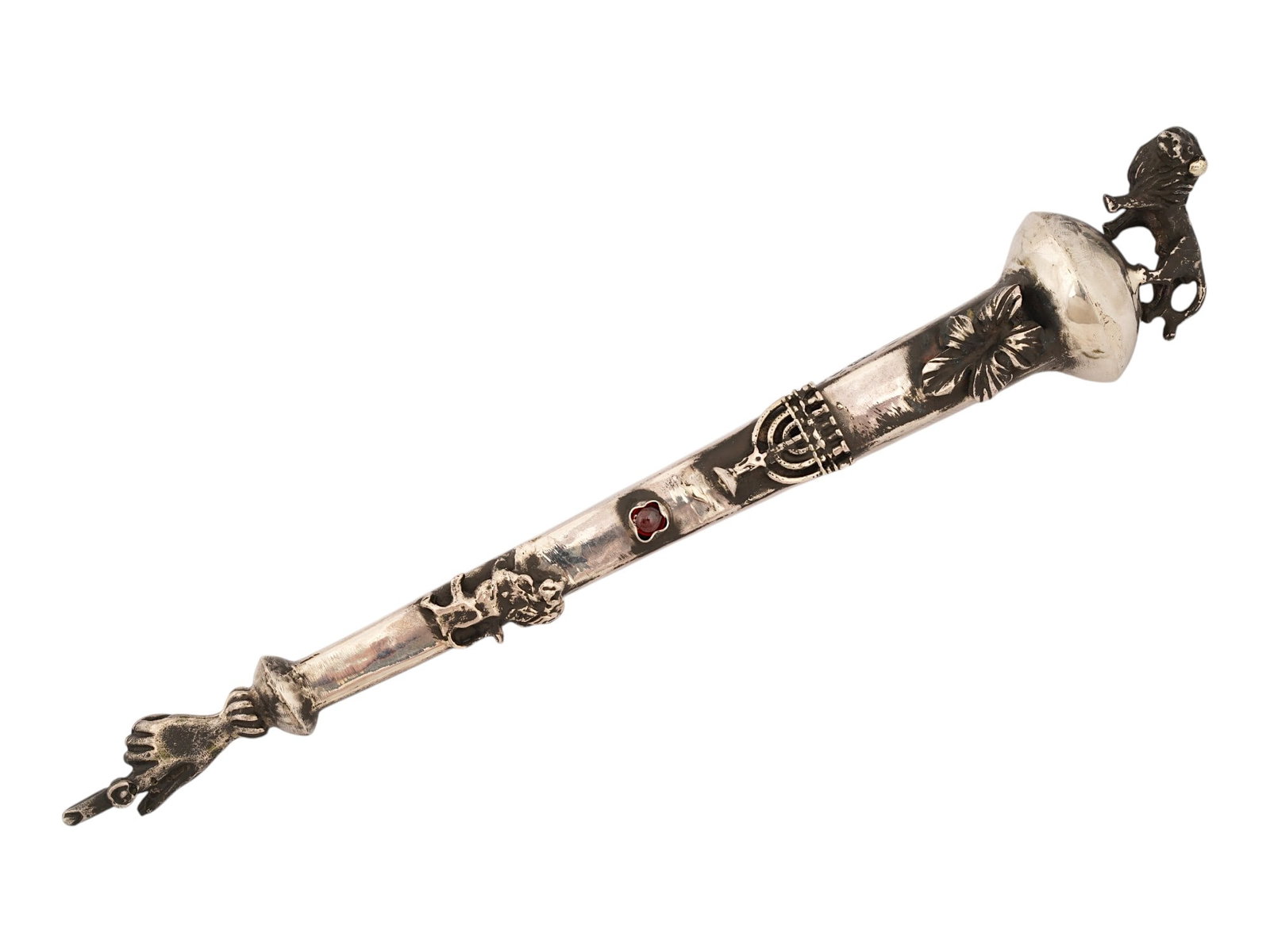 RUSSIAN 84 SILVER TORAH POINTER WITH LION: A Russian silver Torah pointer, or yad, features a traditional tapered shaft terminating in a hand with a pointing index finger. The body is embellished with applied and engraved decorative motifs, in