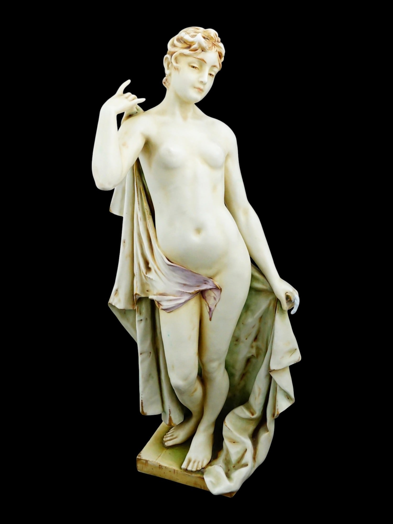 ANTIQUE AUSTRIAN PORCELAIN SCULPTURE VENUS ITALICA: An antique Austrian porcelain sculpture depicting the celebrated Venus Italica, after the renowned Neoclassical model by Antonio Canova. Produced in the distinguished Turn-Teplitz region of Bohemia in