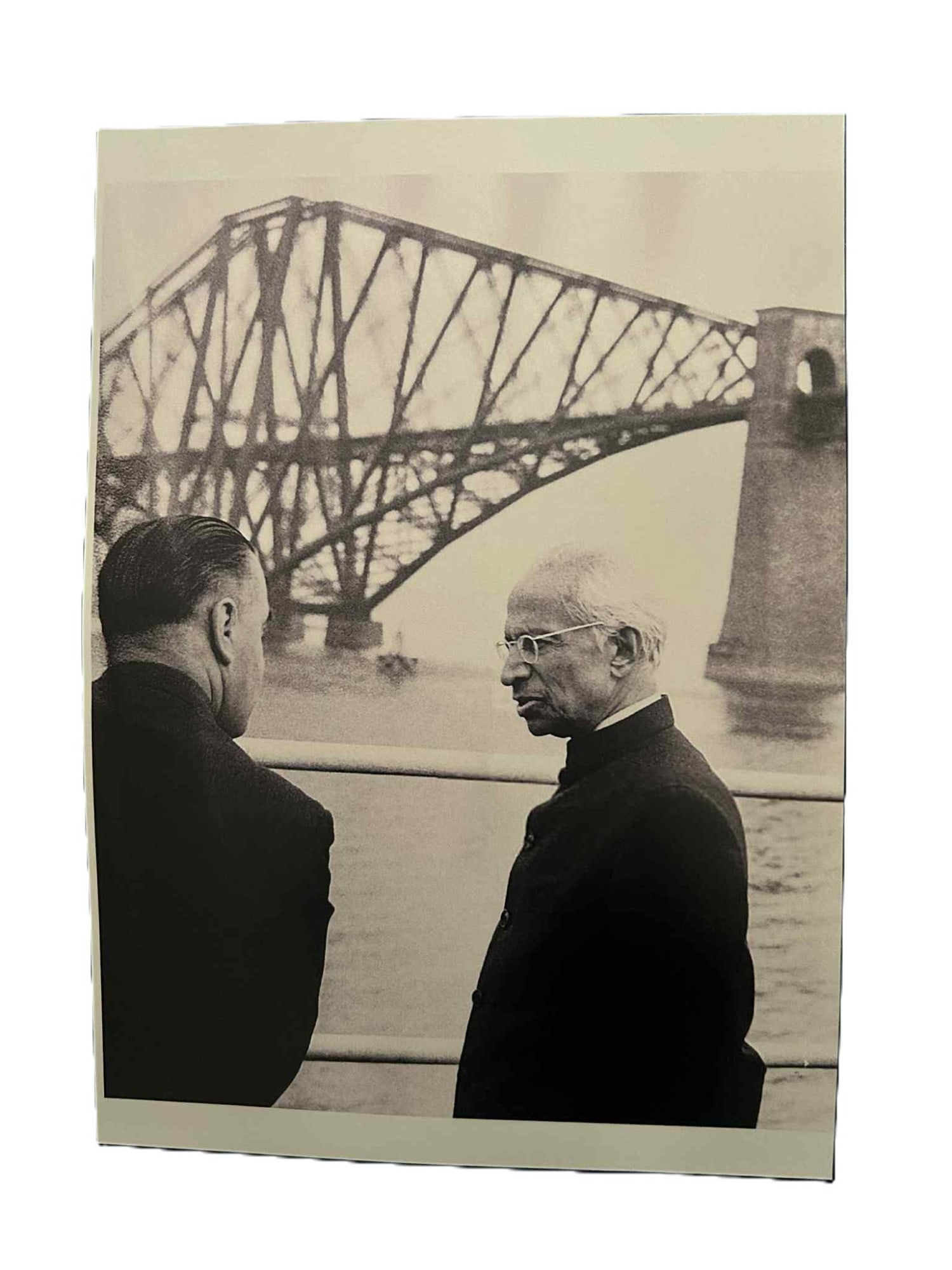 PHOTO PRESIDENT RADHAKRISHNAN VISIT FORTH BRIDGE 1963 UK: Vintage gelatin silver photograph (press print) of Sarvepalli Radhakrishnan visiting the Forth Bridge during his 1963 state visit to Britain. Vint
