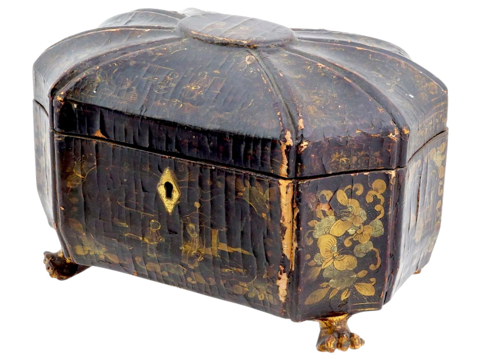 ANTIQUE 19TH CENTURY CHINESE EXPORT PAINTED LEATHER BOX: An antique 19th-century Chinese export octagonal box is constructed with a leather-covered body featuring elaborate gilt Chinoiserie decoration on a black ground. The domed lid and faceted sides are a