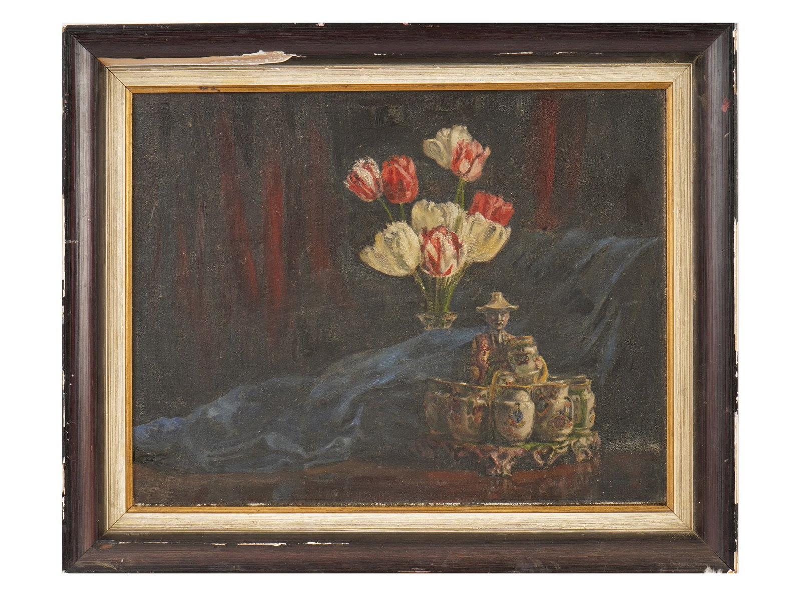 EARLY 20TH C FLORAL STILL LIFE OIL PAINTING: Oil painting on board. Ca. early to mid 20th century. Still life with a bouquet of tulips and a Chinese porcelain set. Unsigned. Framed. Collectible Fine Art And Wall Decor. THIS LOT IS ELIGIBL