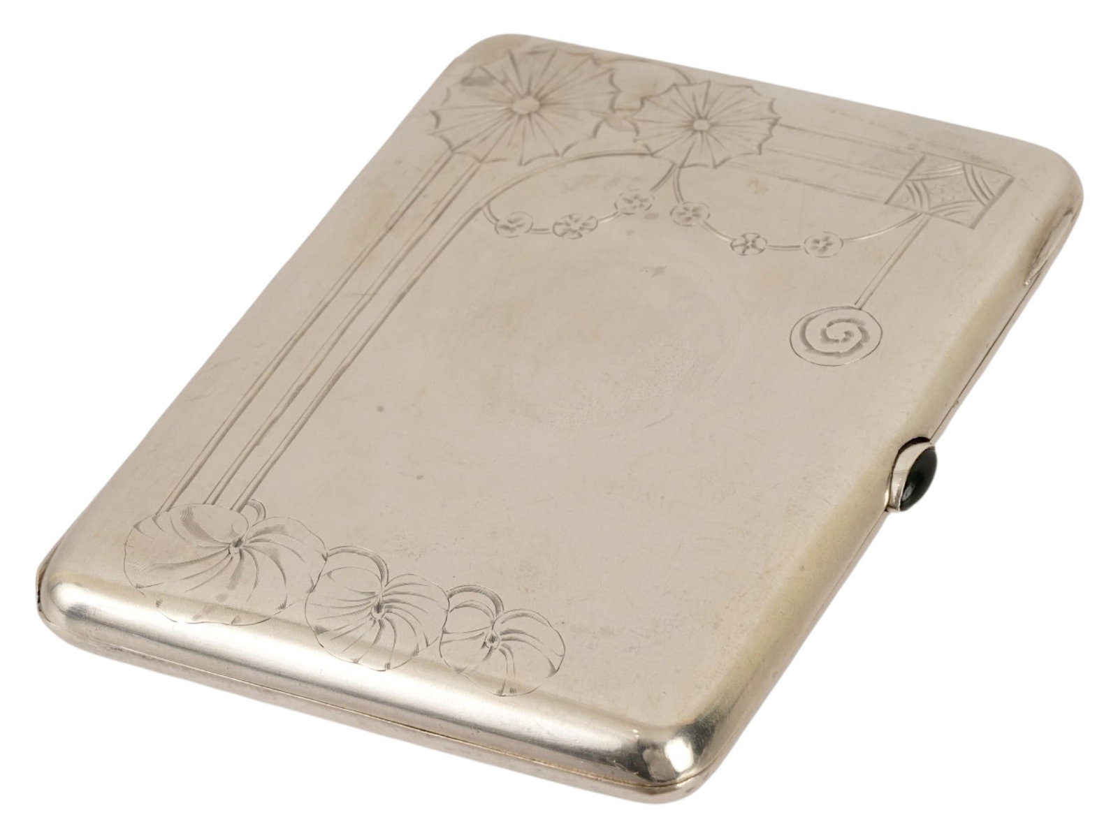 IMPERIAL RUSSIAN ENGRAVED SILVER CIGARETTE CASE (1 of 7)