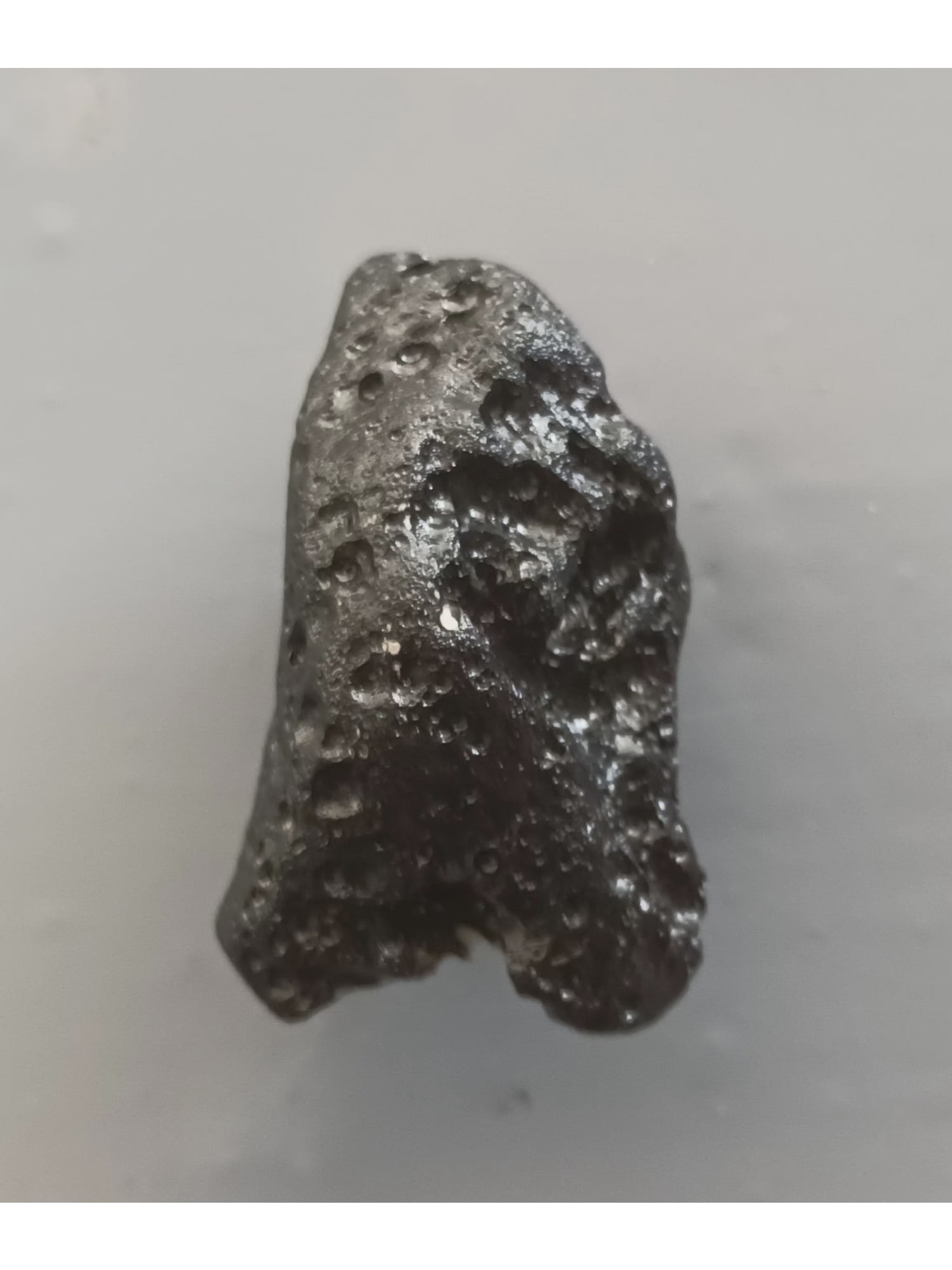TEKTITE - FROM METEORITE IMPACT - 3