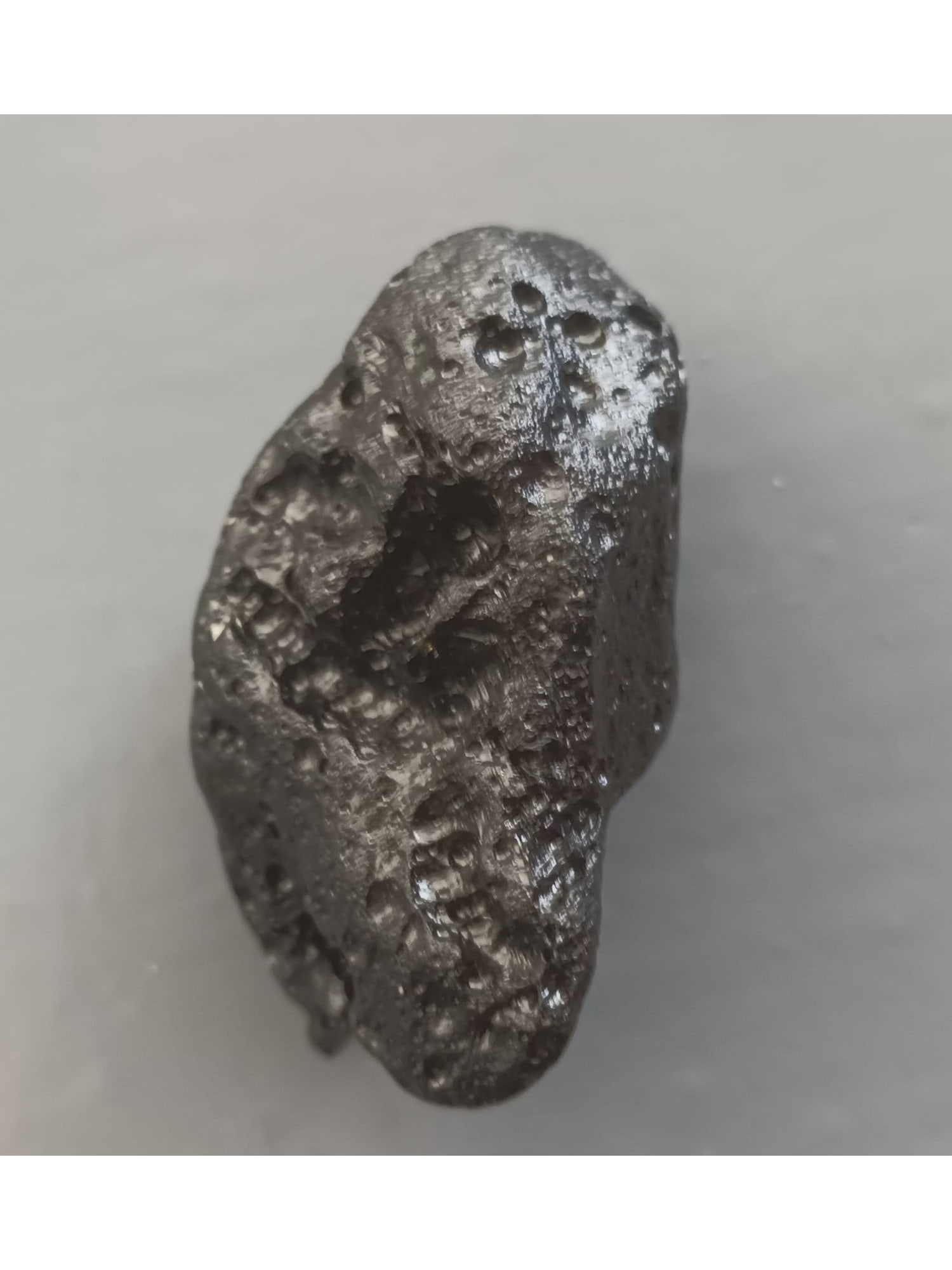 TEKTITE - FROM METEORITE IMPACT - 4
