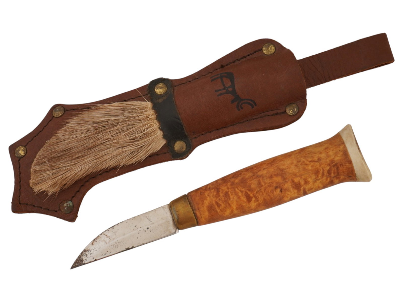 VINTAGE FINNISH PUUKKO HUNTING KNIFE WITH SHEATH: A vintage Finnish puukko, a traditional small hunting knife. Short blade, birch wood handle. Decorative leather sheath with a fur piece. Unmarked. Hunting Equipment, Knives And Swords, Cold Weapons, S