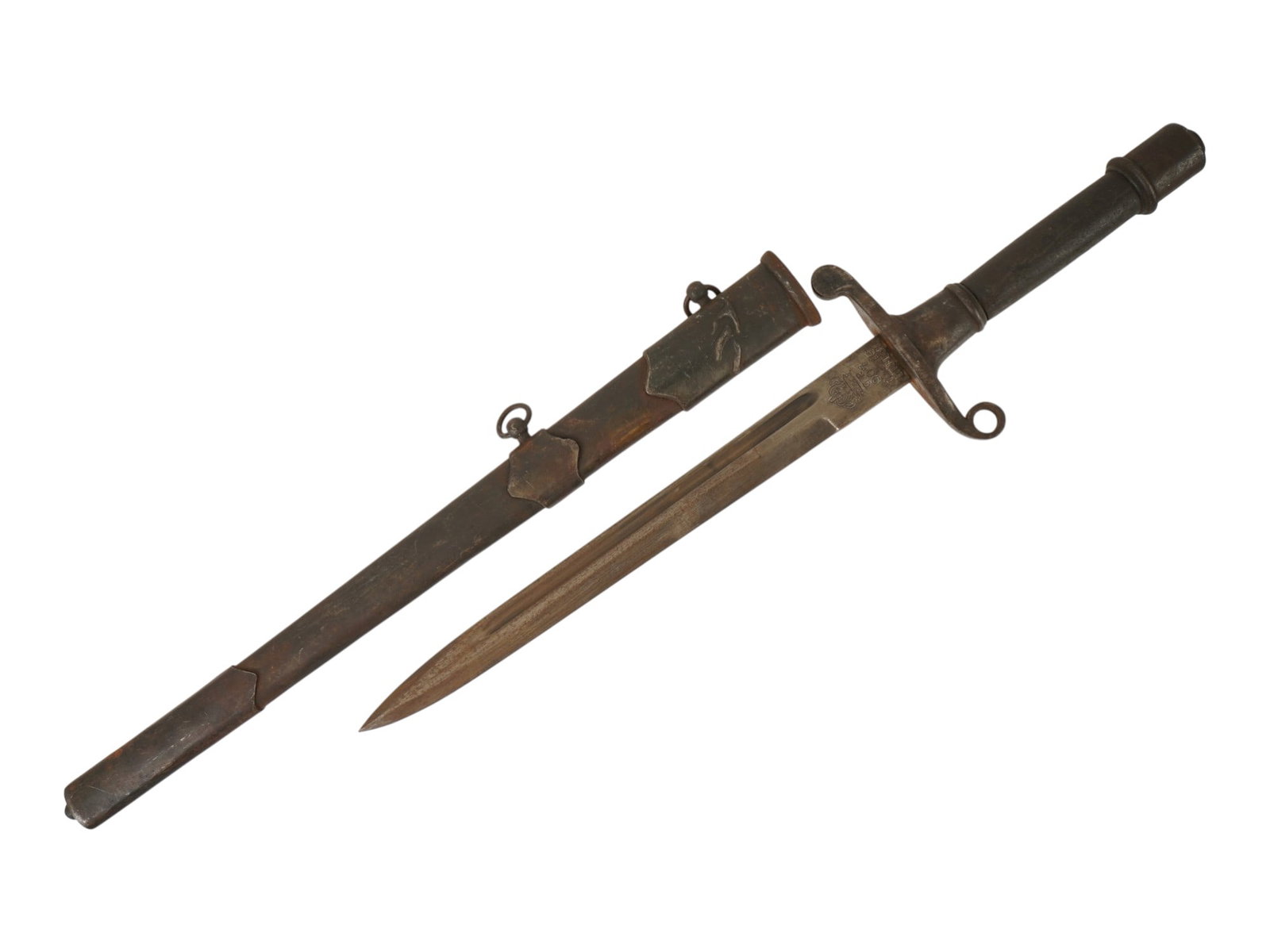 ANTIQUE BRITISH MILITARY DAGGER WITH SCABBARD (1 of 8)