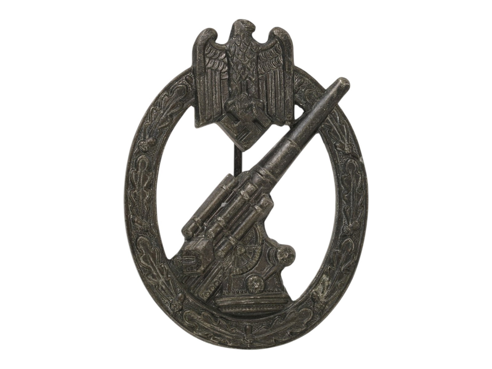 WWII NAZI GERMAN ANTI AIRCRAFT FLAK BATTLE BADGE (1 of 4)