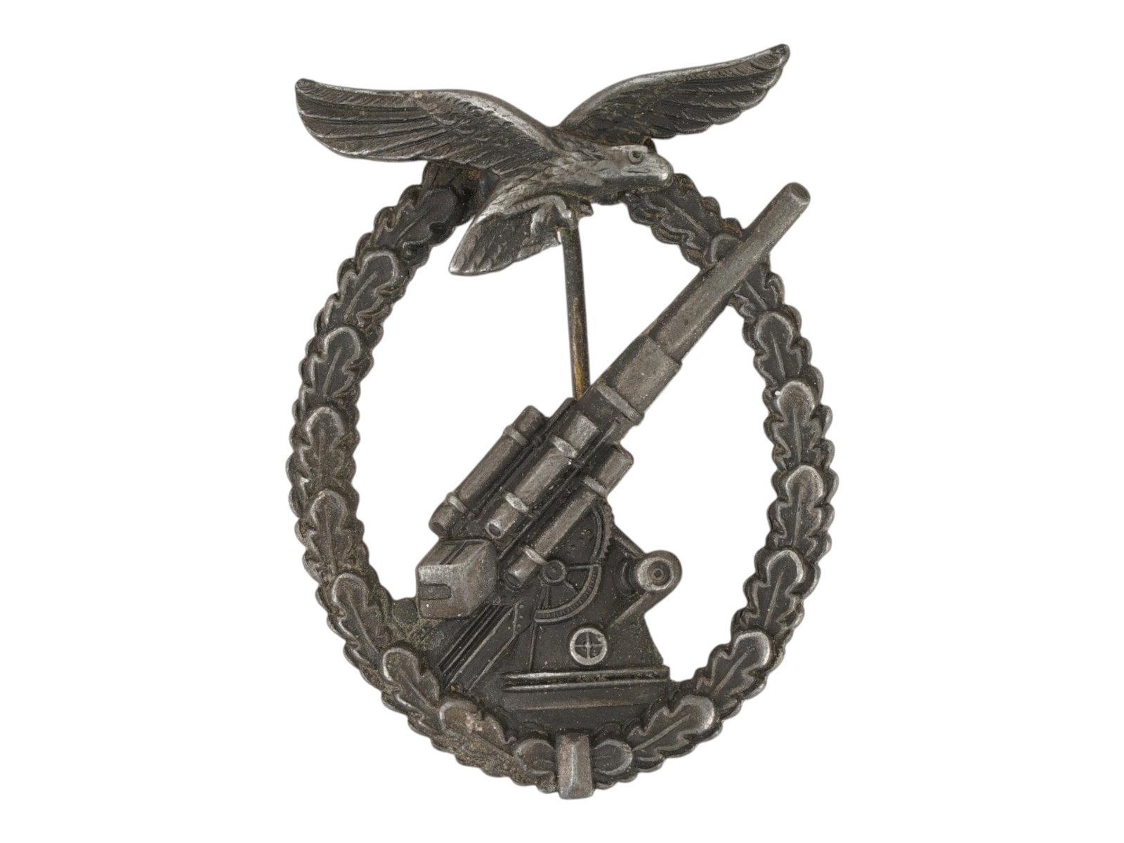 WWII NAZI GERMAN LUFTWAFFE FLAK BATTLE BADGE (1 of 4)