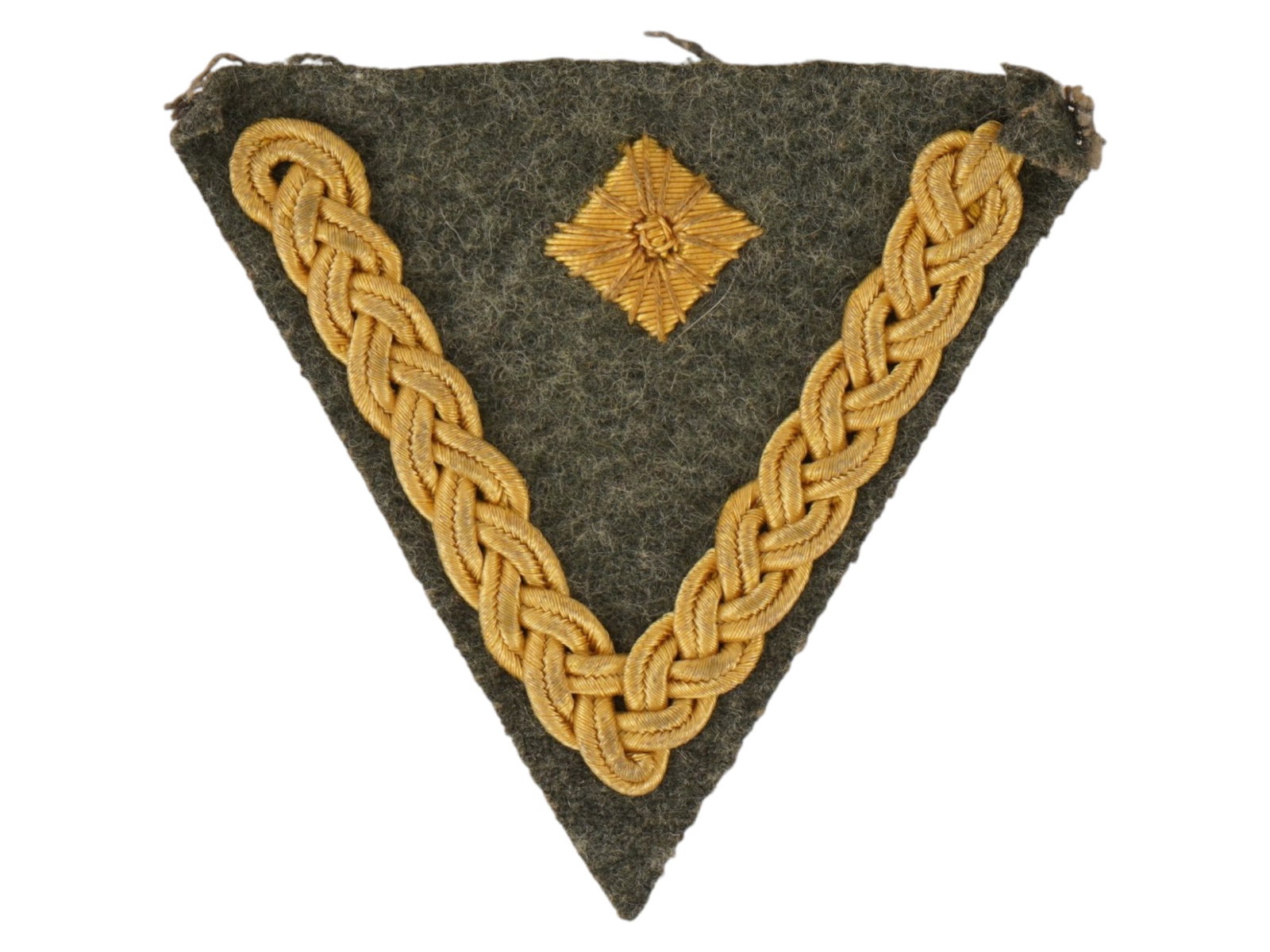 WWII TYPE NAZI GERMAN KRIEGSMARINE STABSGEFREITER PATCH: A WWII type Nazi German Kriegsmarine Stabsgefreiter sleeve rank insignia patch. The insignia features a single chevron with a central rank star embroidered in yellow thread on a cloth backing. Second 