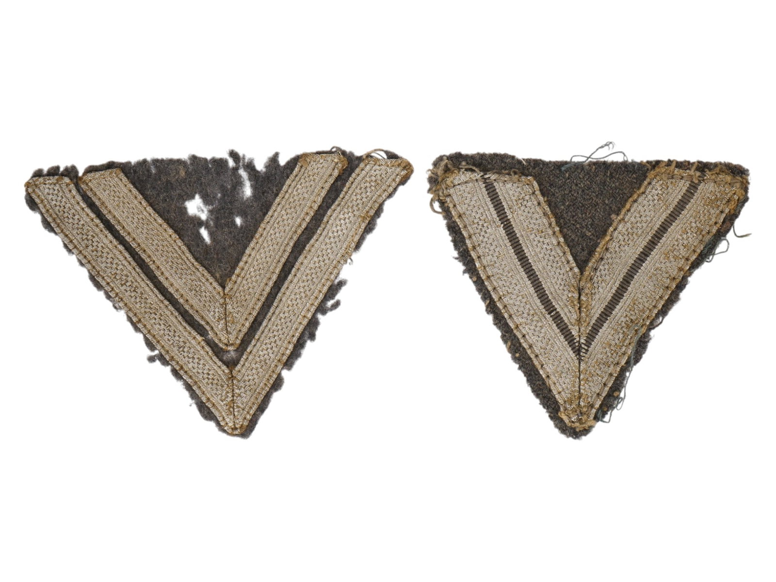 WWII MODEL NAZI GERMAN LUFTWAFFE SHOULDER PATCHES (1 of 3)