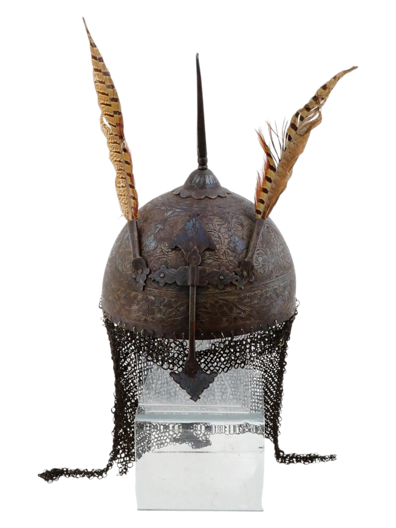 ANTIQUE INDO PERSIAN KULAH KHUD STEEL HELMET: An antique Indo-Persian Kulah Khud steel helmet, a traditional form of combat and ceremonial armor widely used throughout the Islamic world. The hemispherical bowl is decorated with etched foliate and